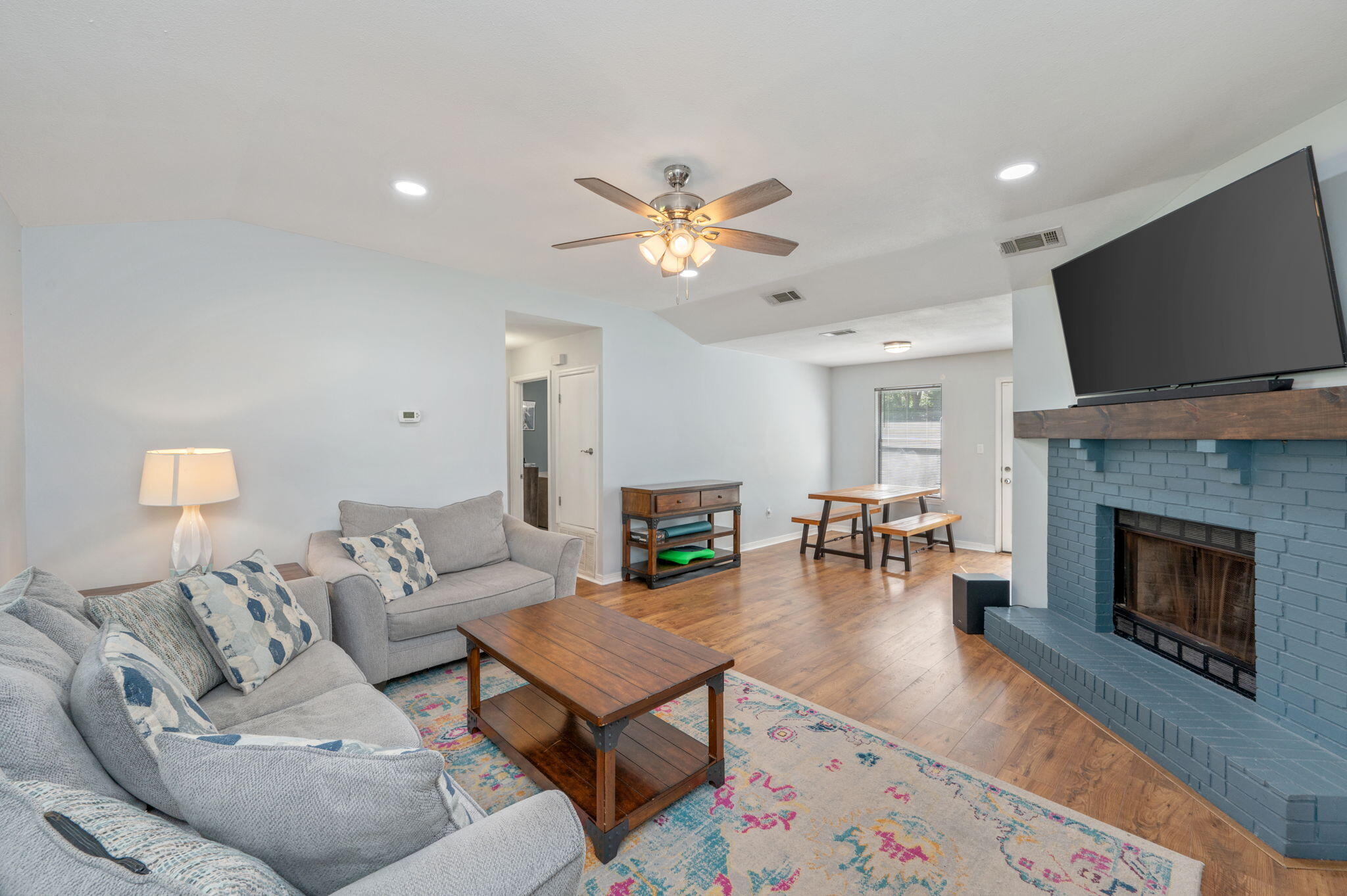 PINE MEADOWS 2ND ADDN - Residential