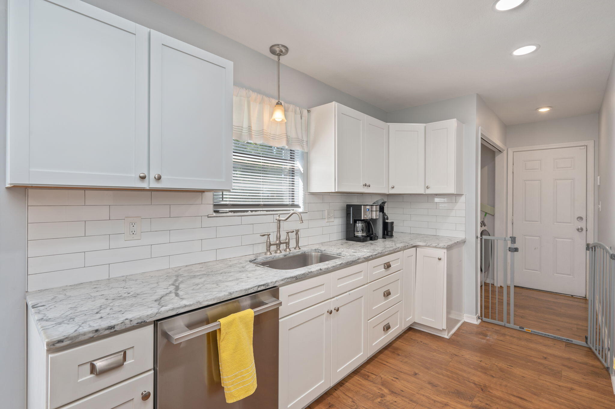 PINE MEADOWS 2ND ADDN - Residential
