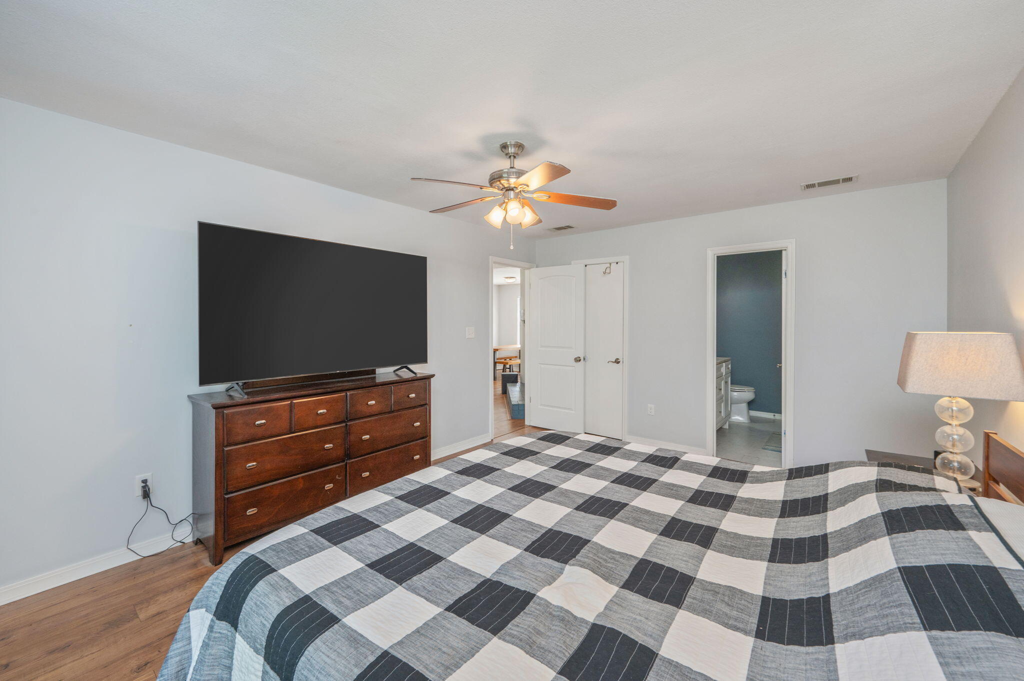 PINE MEADOWS 2ND ADDN - Residential