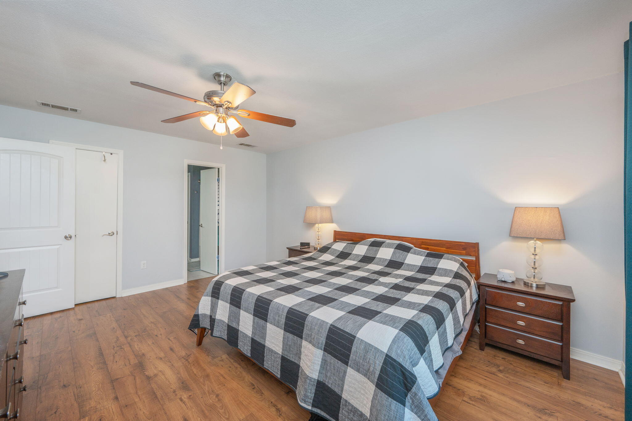 PINE MEADOWS 2ND ADDN - Residential
