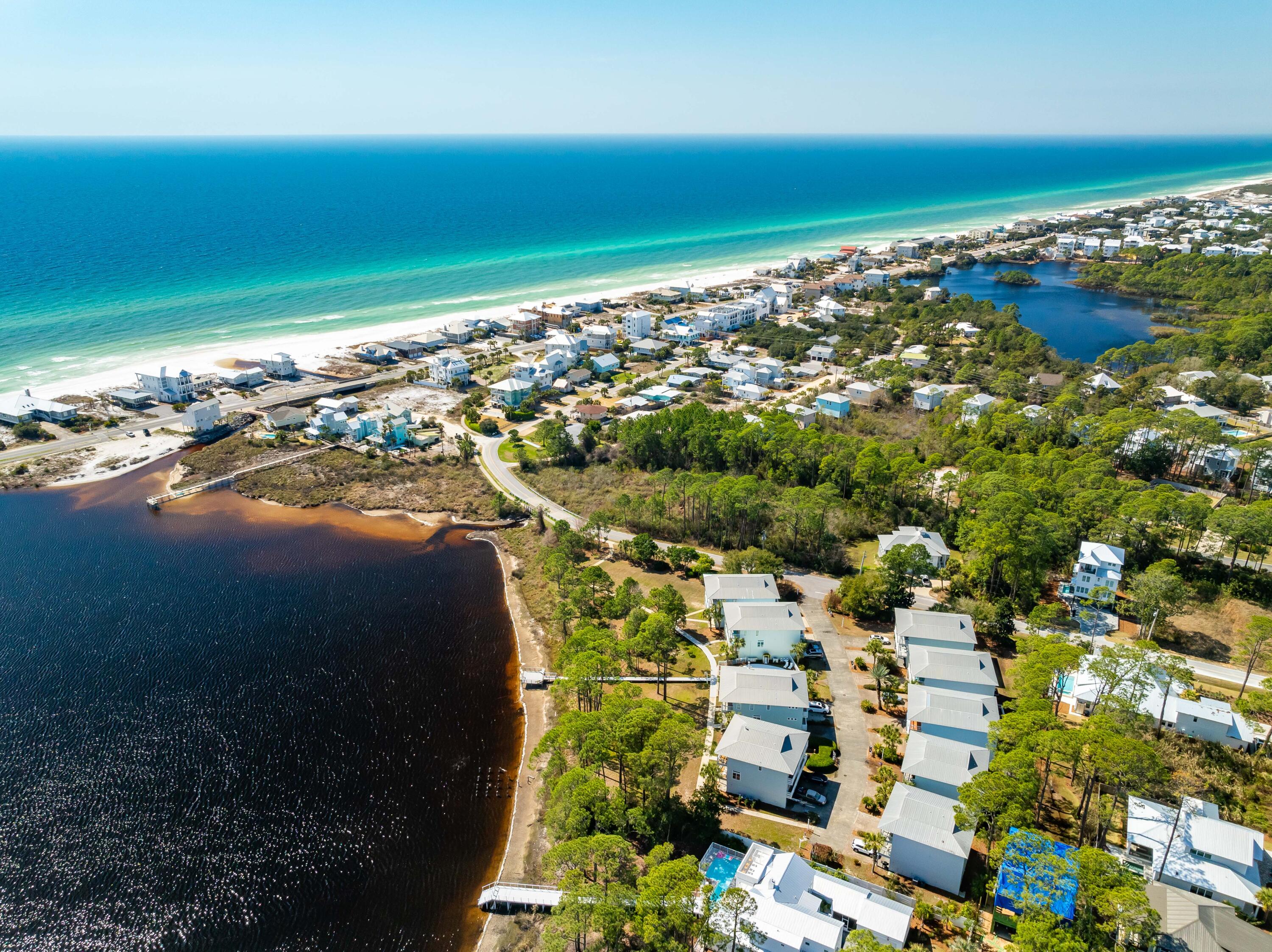 DUNE BREEZE VILLAS - Residential