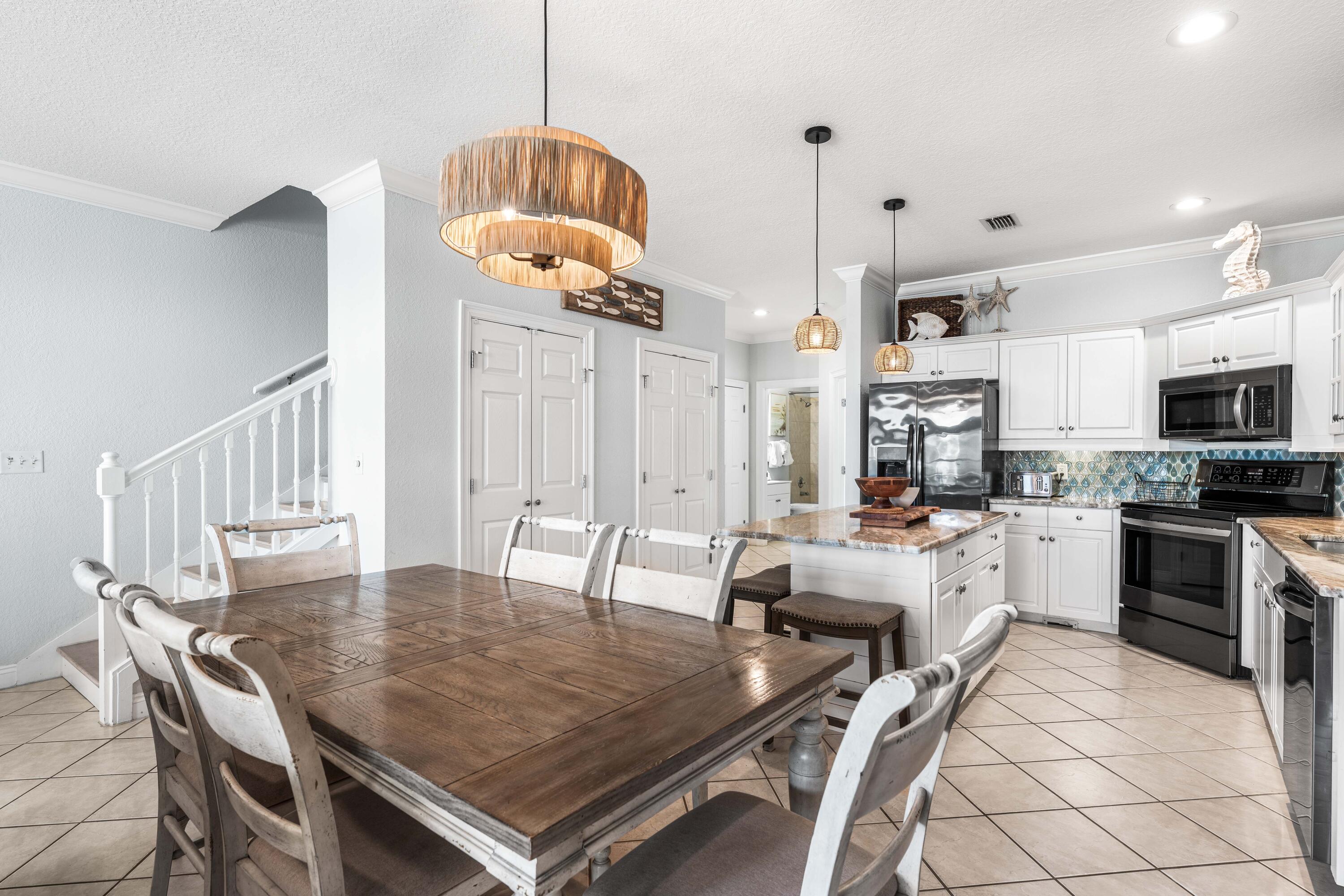 DUNE BREEZE VILLAS - Residential