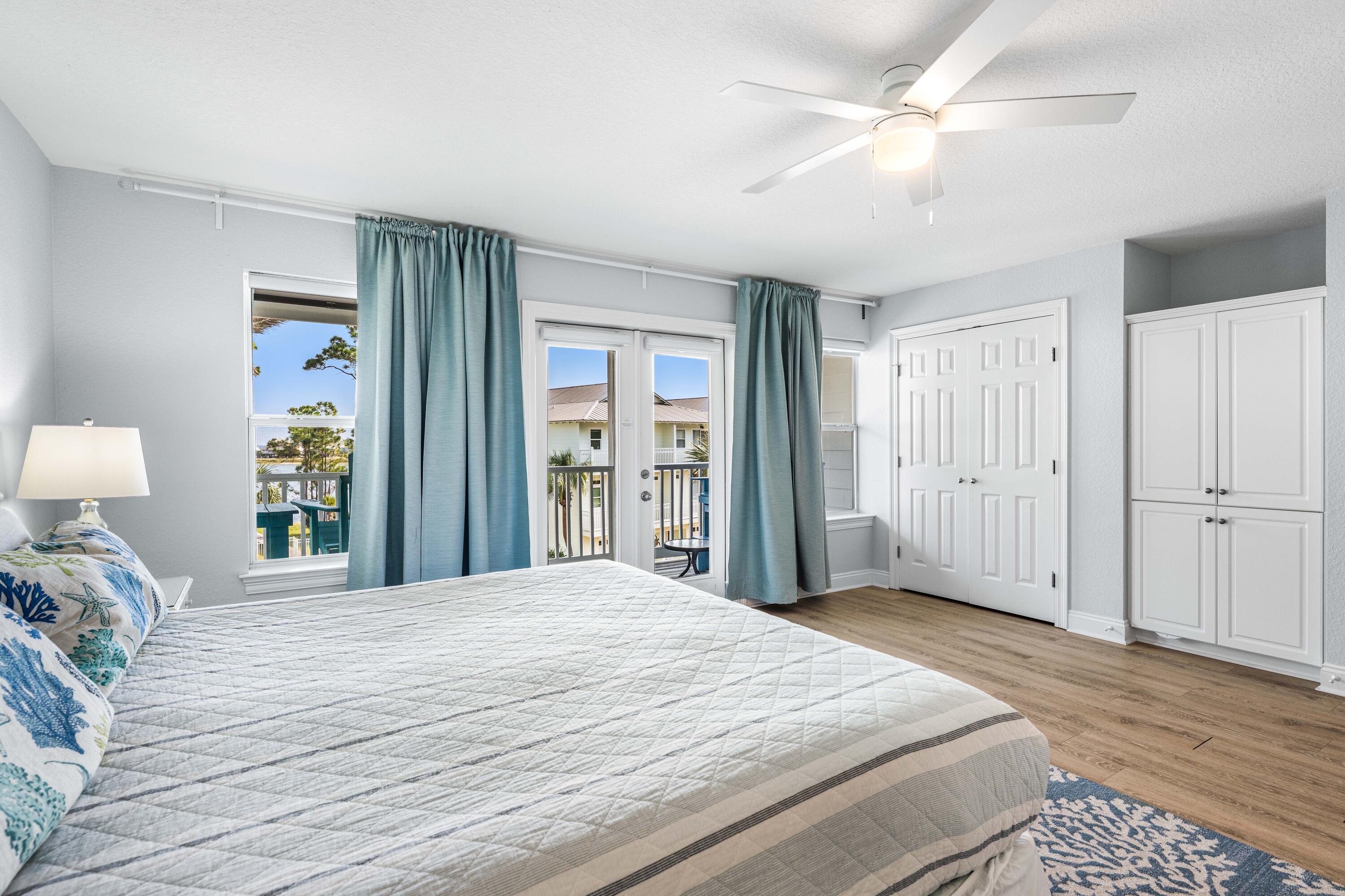 DUNE BREEZE VILLAS - Residential