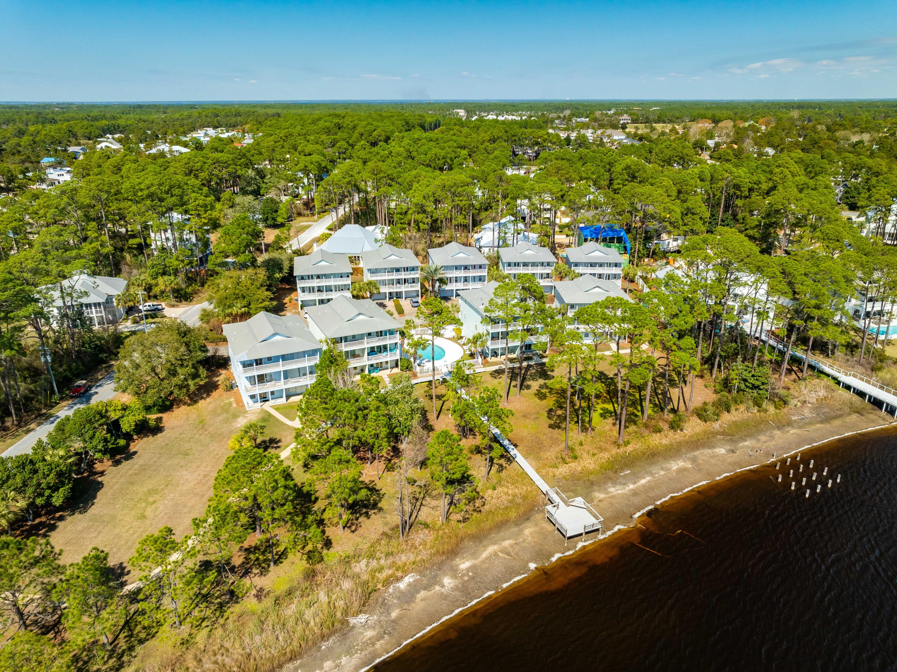 DUNE BREEZE VILLAS - Residential