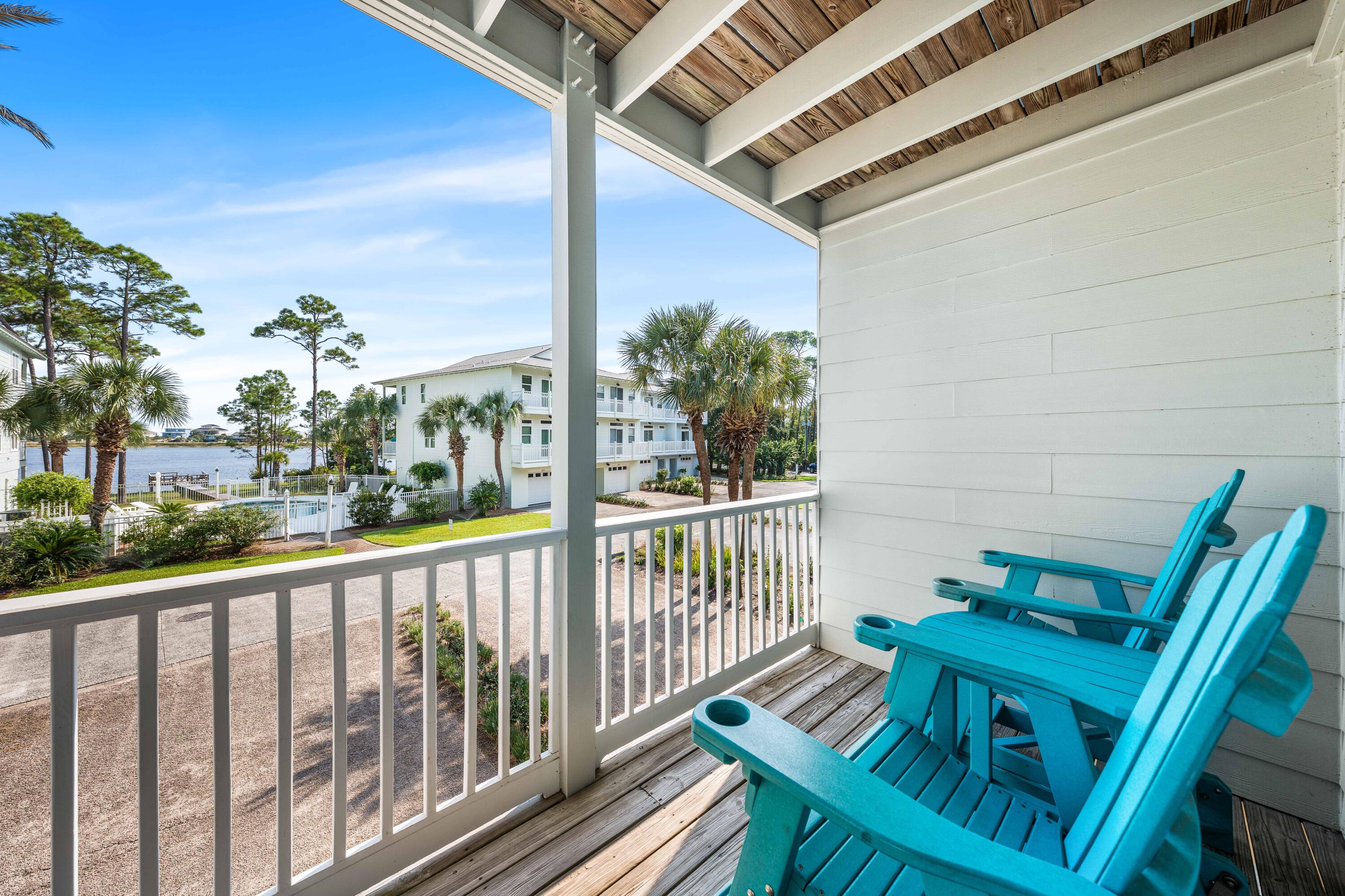 DUNE BREEZE VILLAS - Residential
