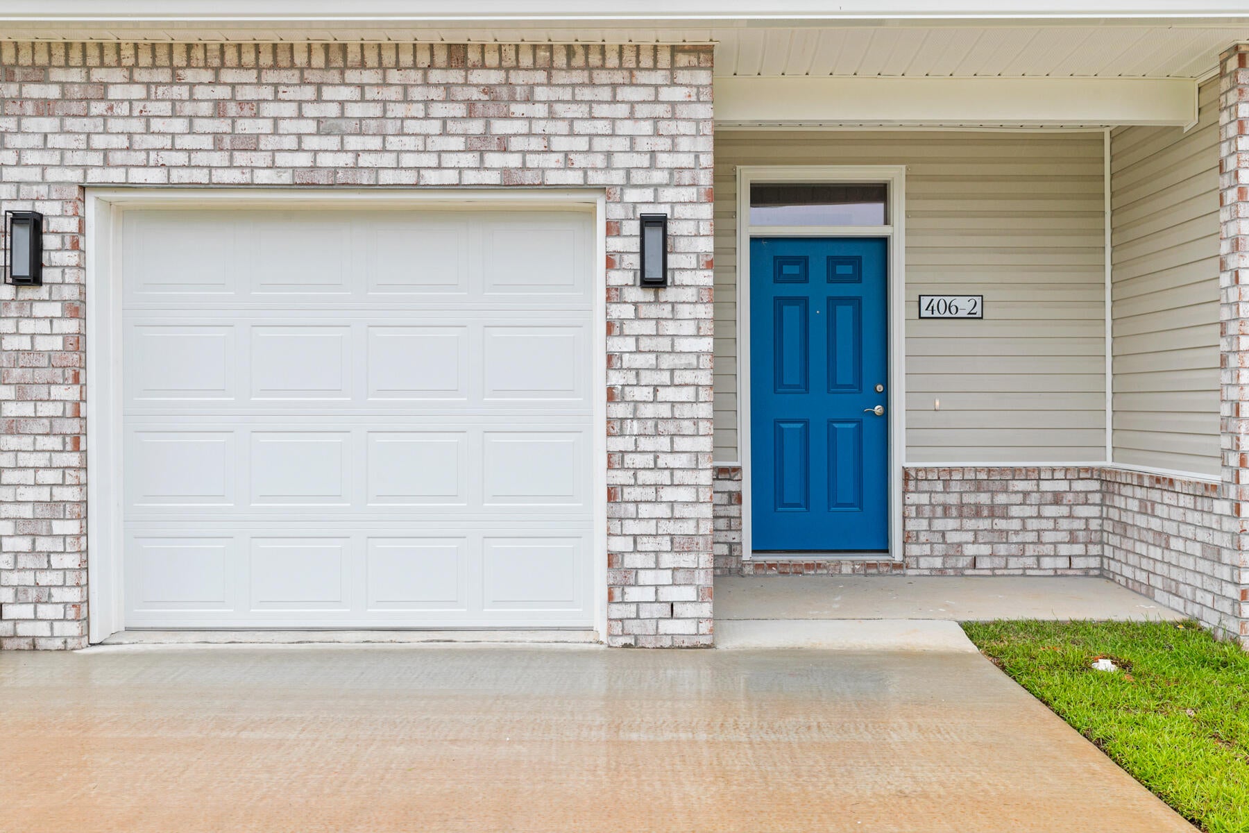 Just finished, brand NEW townhomes in central Fort Walton Beach! Take a look at what brand new home ownership could look like at Lot 13 Kenzie Lane in Fort Walton Beach. With three bedrooms, two and a half bathrooms, a private patio and garage, this unit could be yours today. Seller is offering $12,000 to be used at your discretion- towards closing costs, rate buy down, however you would prefer. Seller is also including all kitchen appliances (yes, even a refrigerator!) and blinds in all new townhomes! Located in a serene setting only a short drive or walk away from many restaurants and grocery stores, and a short drive to the beaches and entertainment, you will fall in love with the location. Reach out to your favorite agent today to schedule a walk through today!