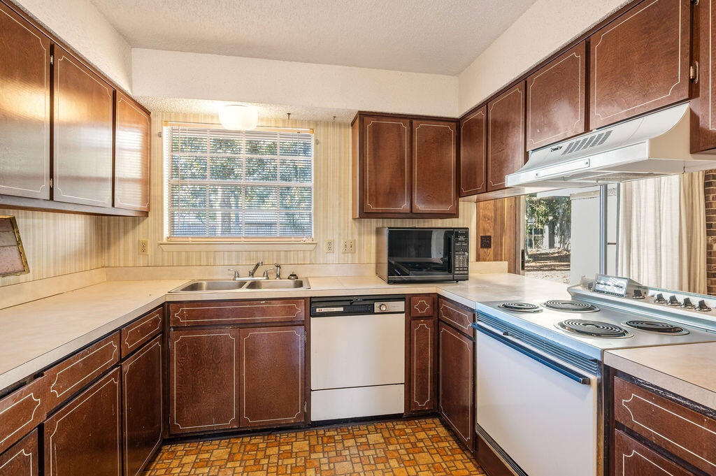 NICEVILLE PINES - Residential