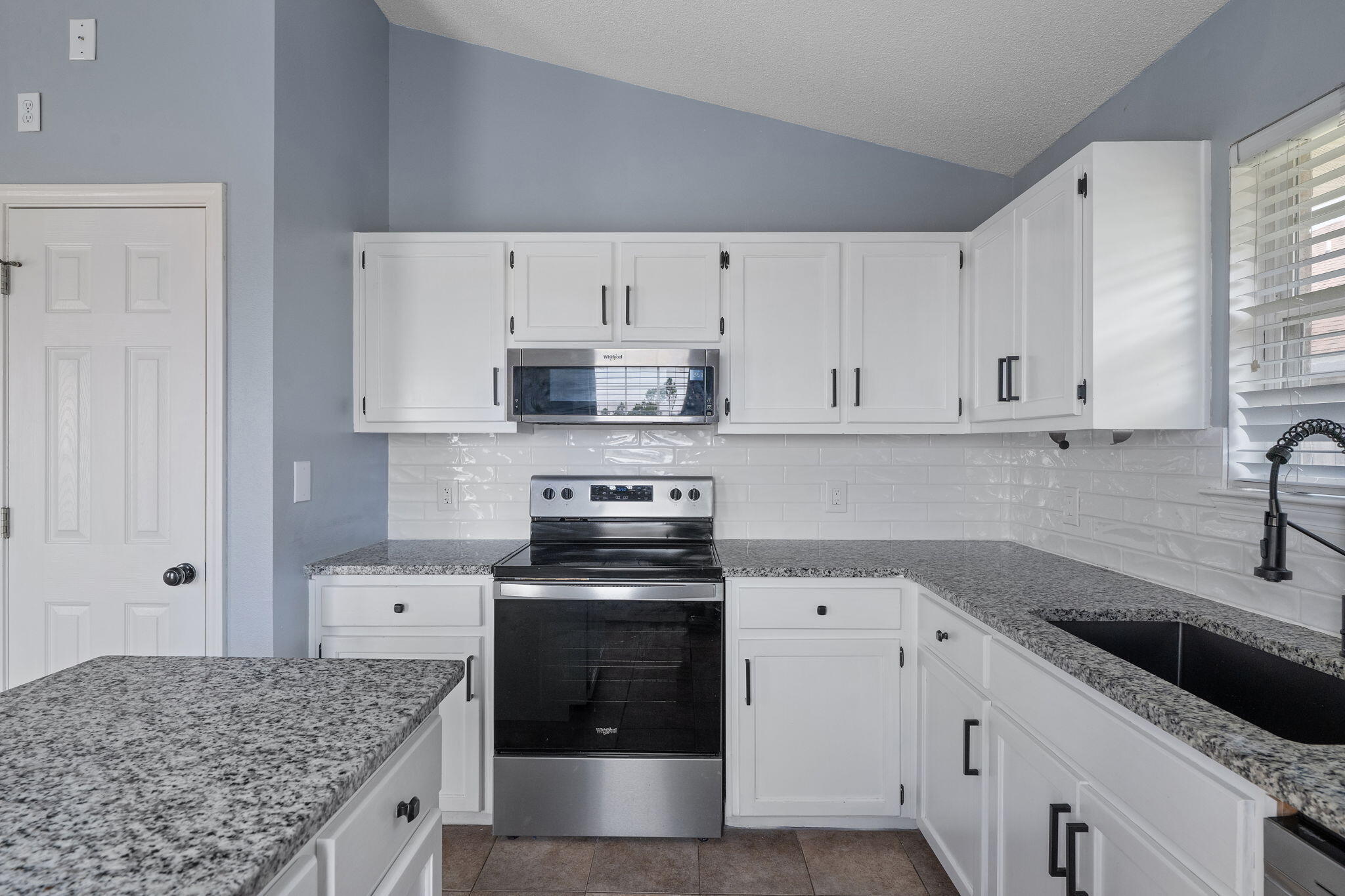 WATERFORD ESTATES S/D - Residential Lease