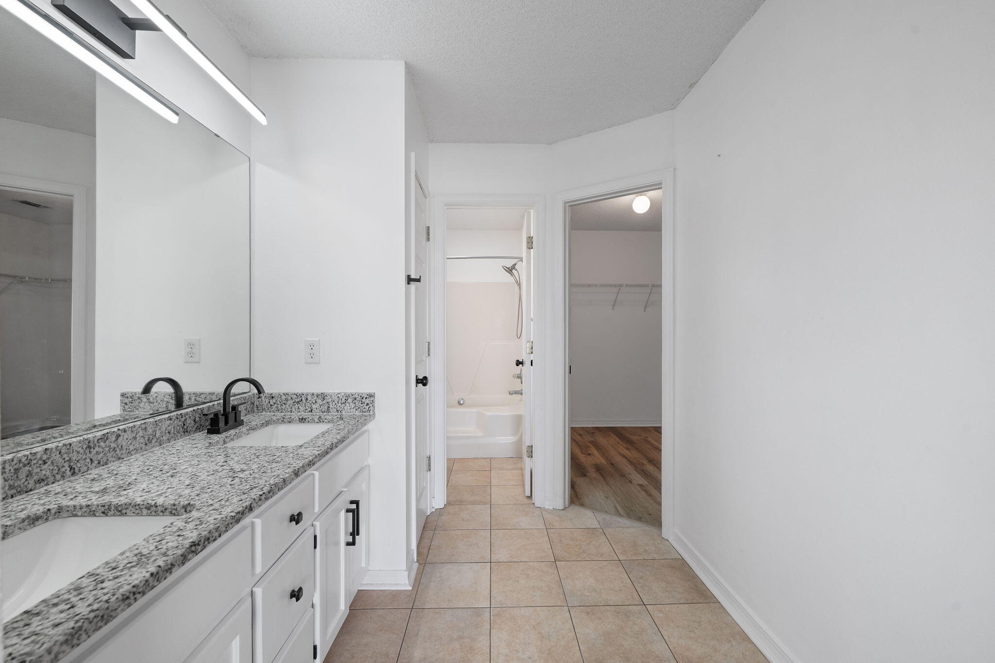 WATERFORD ESTATES S/D - Residential Lease