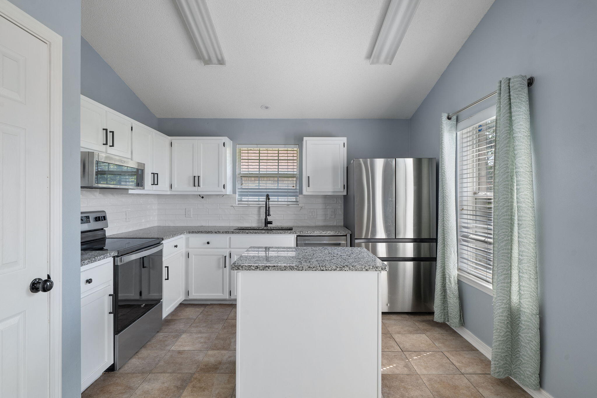 WATERFORD ESTATES S/D - Residential Lease