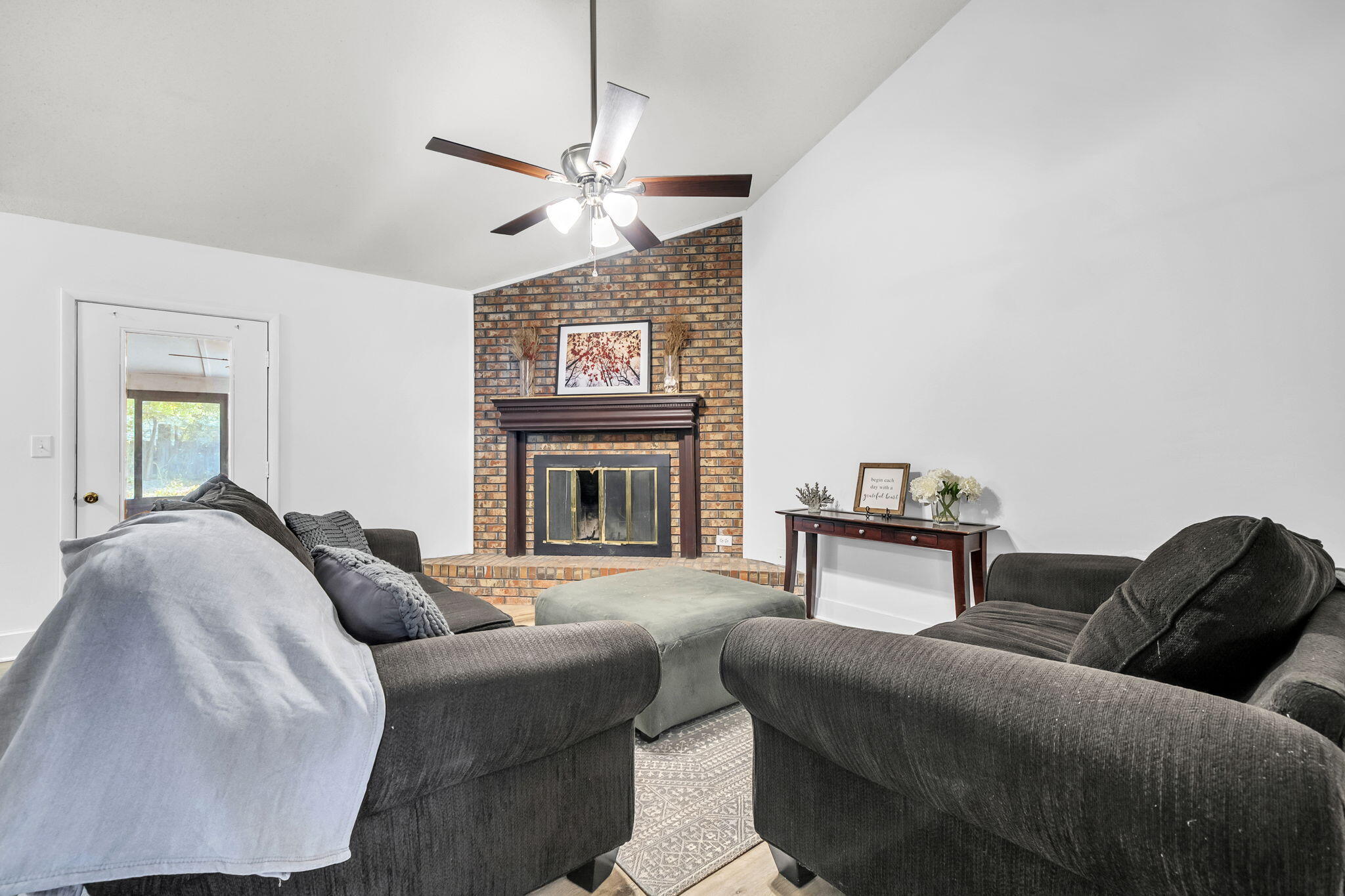 OAKRIDGE MANOR - Residential