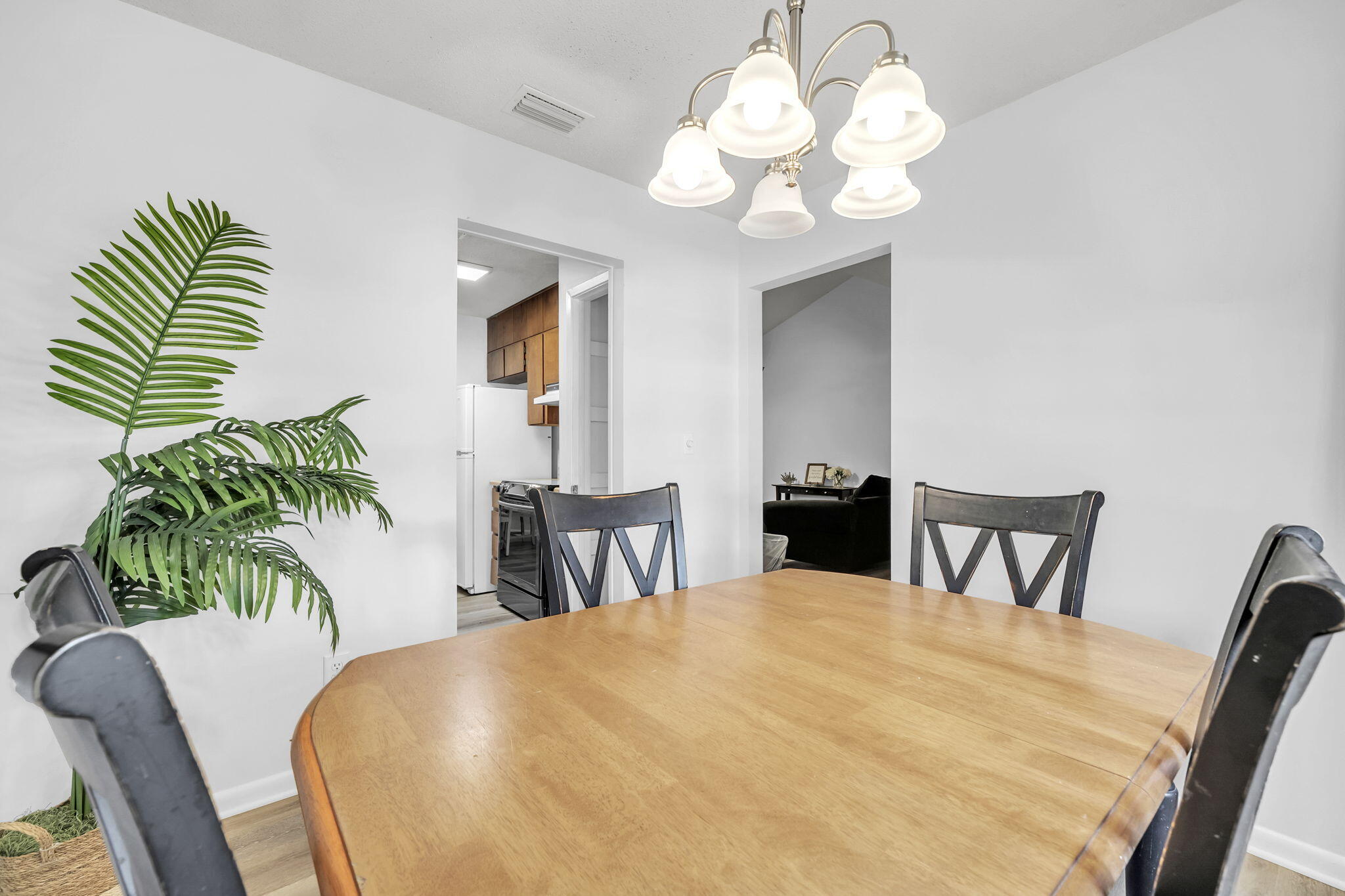 OAKRIDGE MANOR - Residential