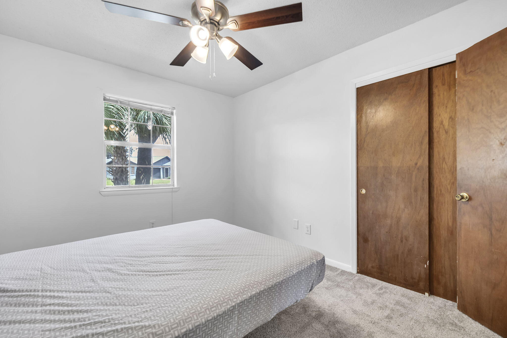 OAKRIDGE MANOR - Residential