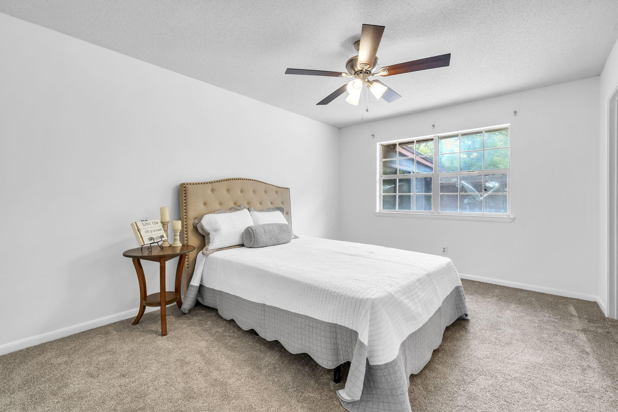 OAKRIDGE MANOR - Residential