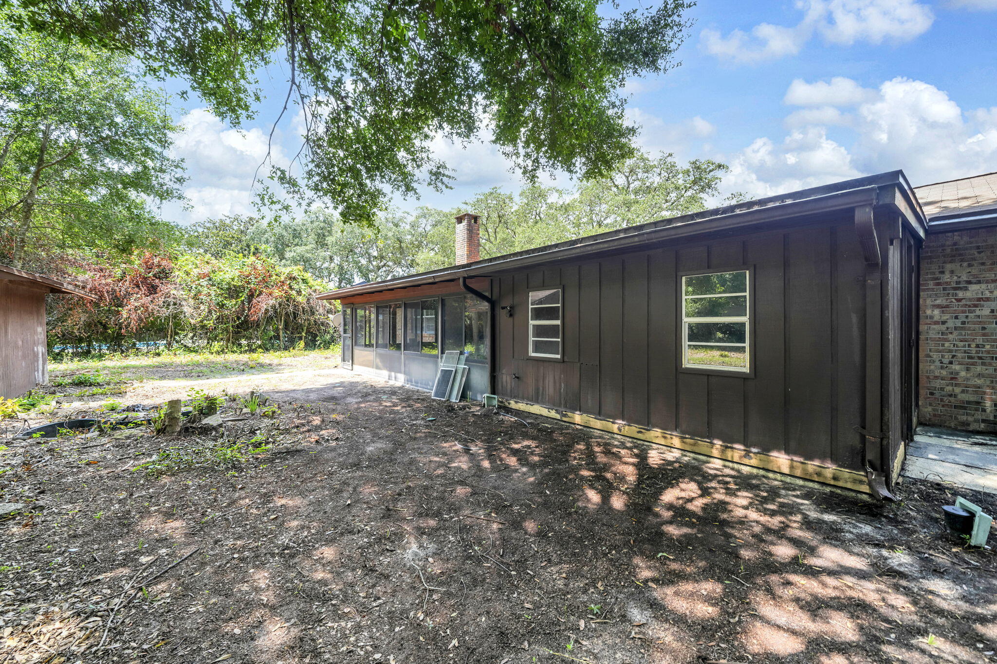 OAKRIDGE MANOR - Residential