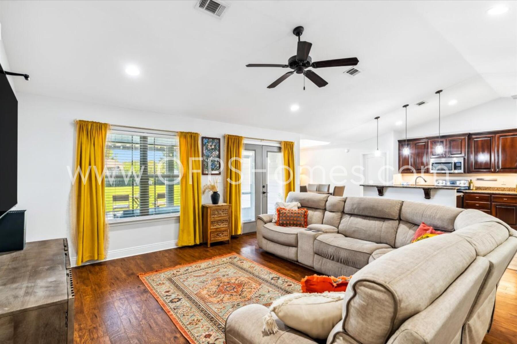 NAVARRE S/D 2ND ADDN - Residential Lease