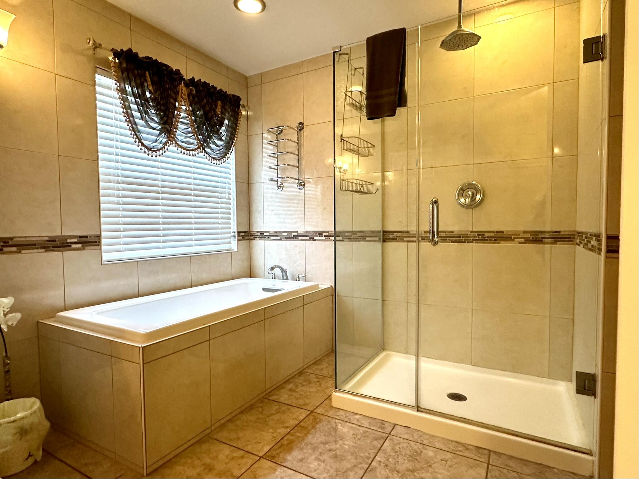 LAKE BERKLEY RESORT PH 2 - Residential