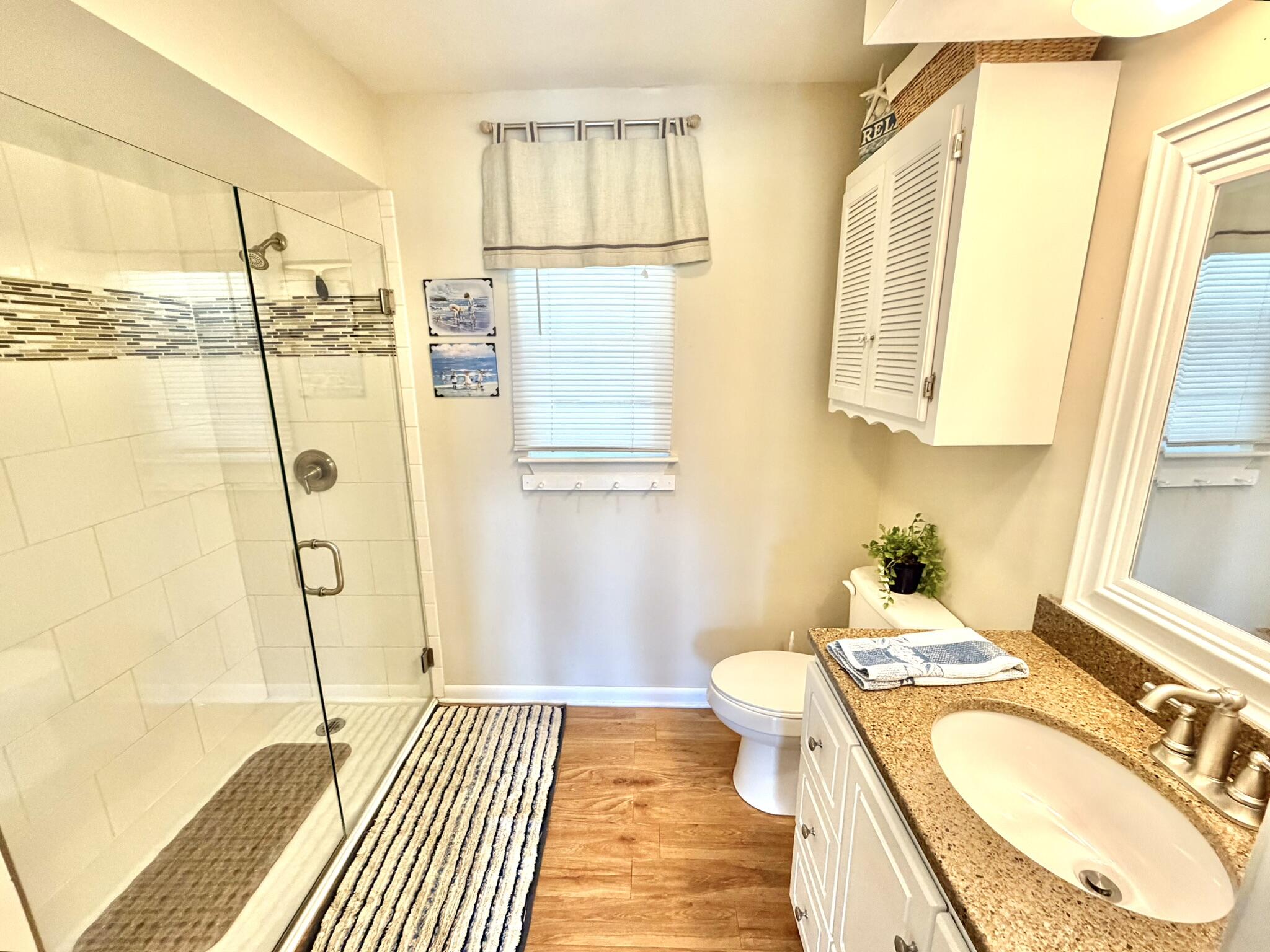 HARBOUR POINTE - Residential