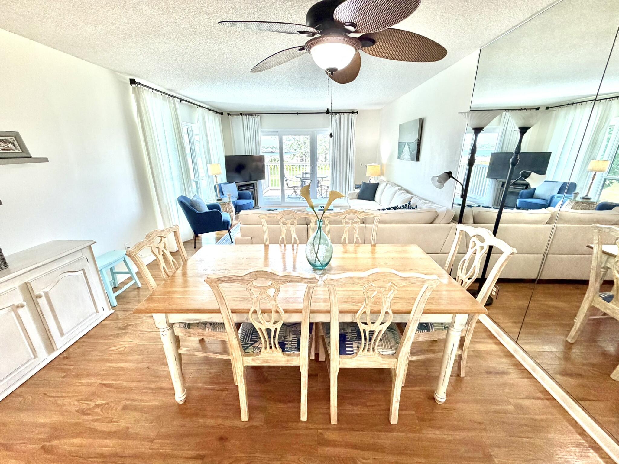 HARBOUR POINTE - Residential