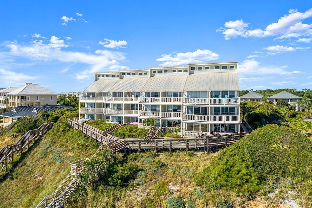 MISTRAL CONDO - Residential