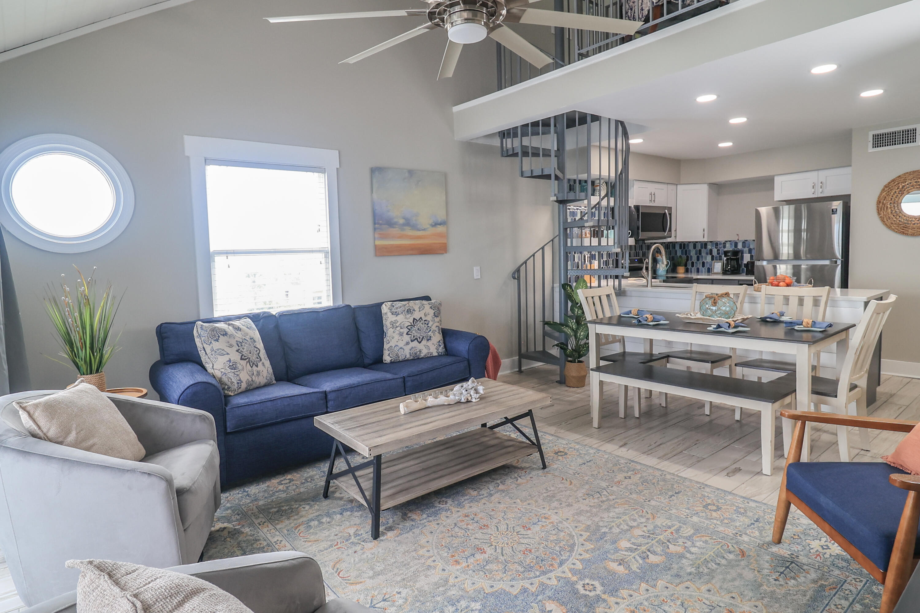 MISTRAL CONDO - Residential