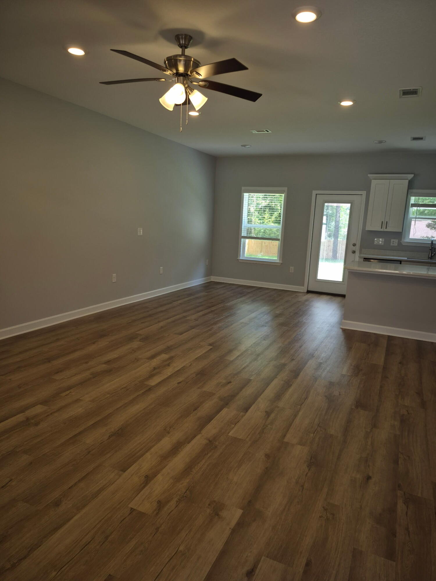 METES & BOUNDS - Residential Lease