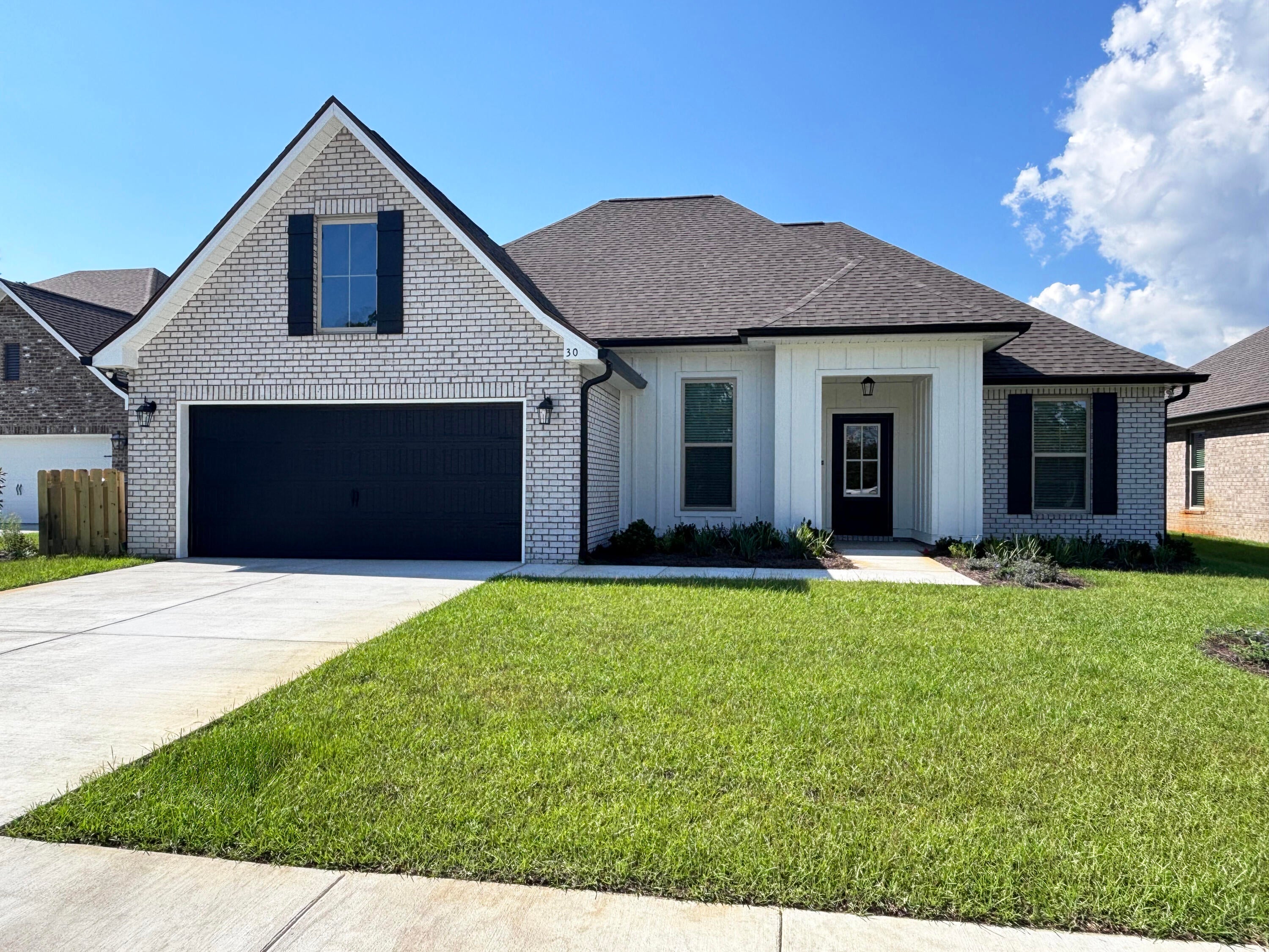 HAMMOCK BAY - BIRD SONG - Residential