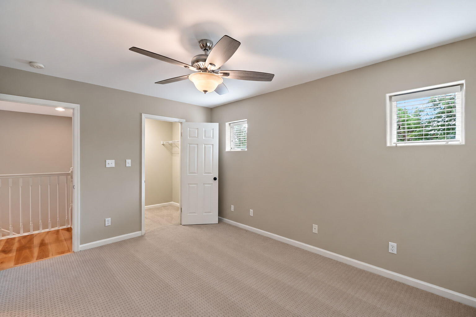 PELICAN BAY - Residential