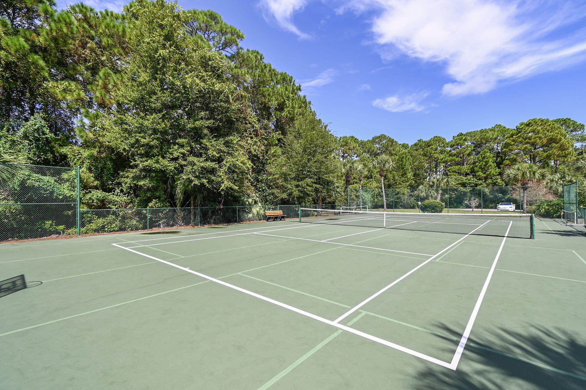 PELICAN BAY - Residential