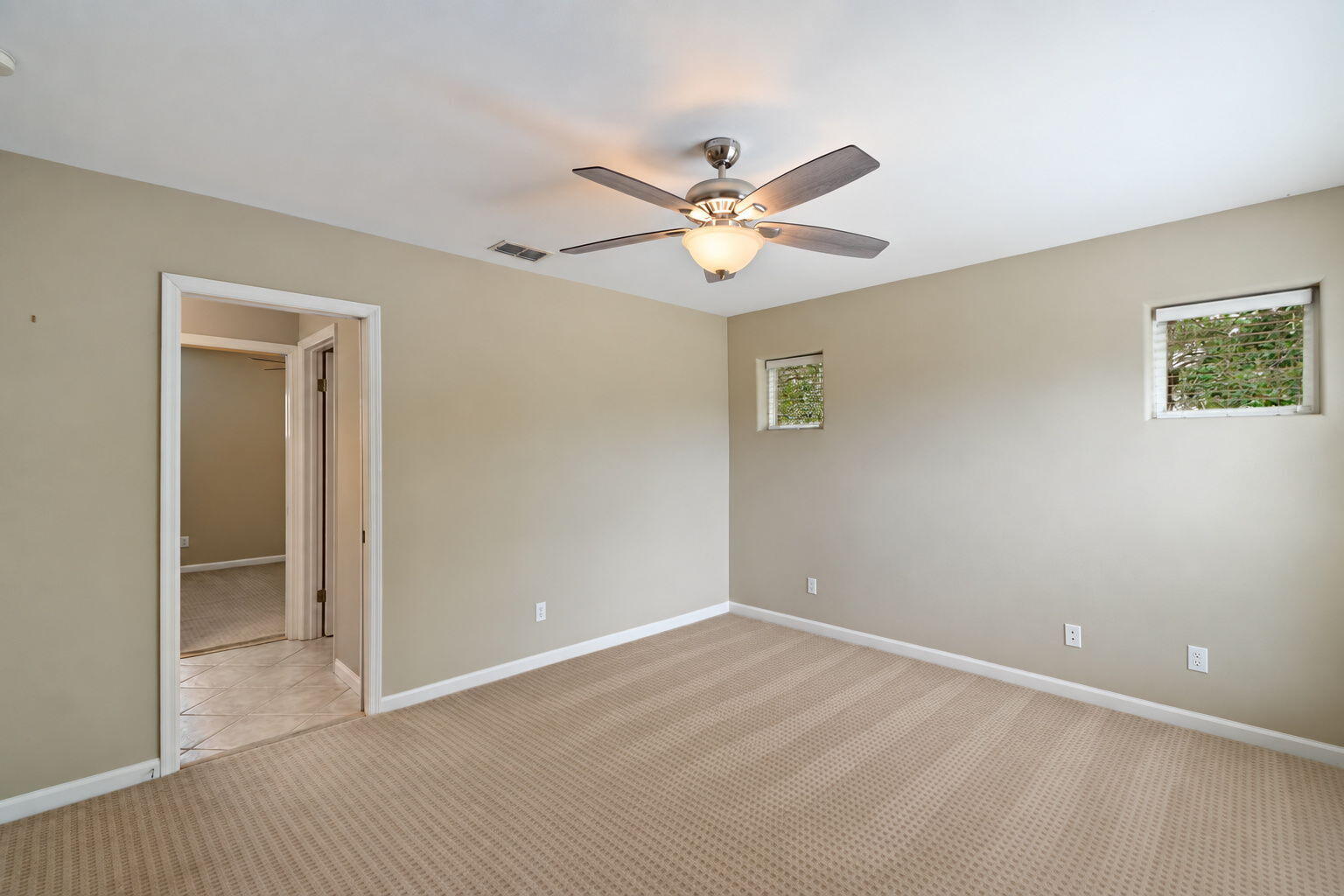 PELICAN BAY - Residential