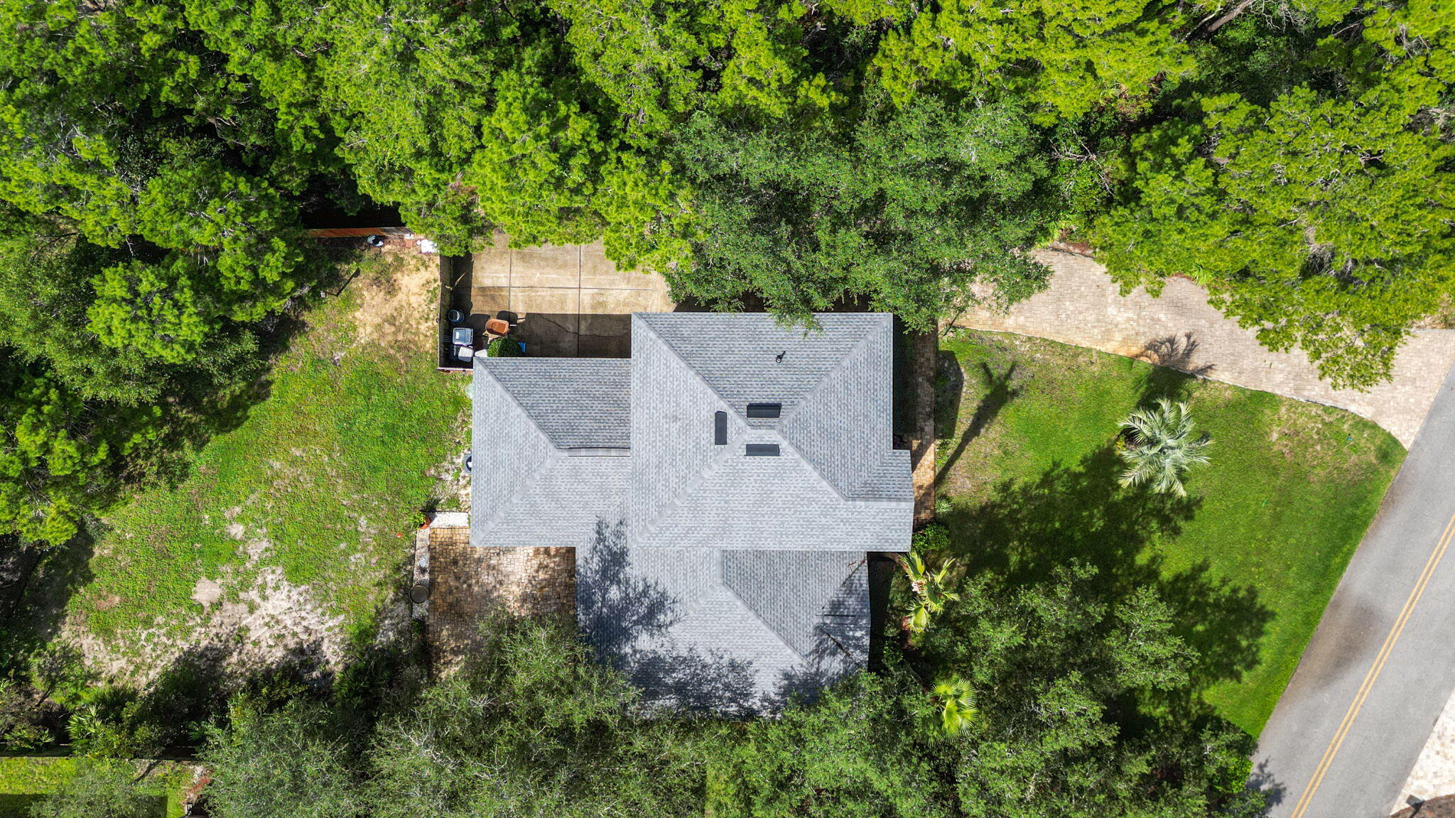 PELICAN BAY - Residential