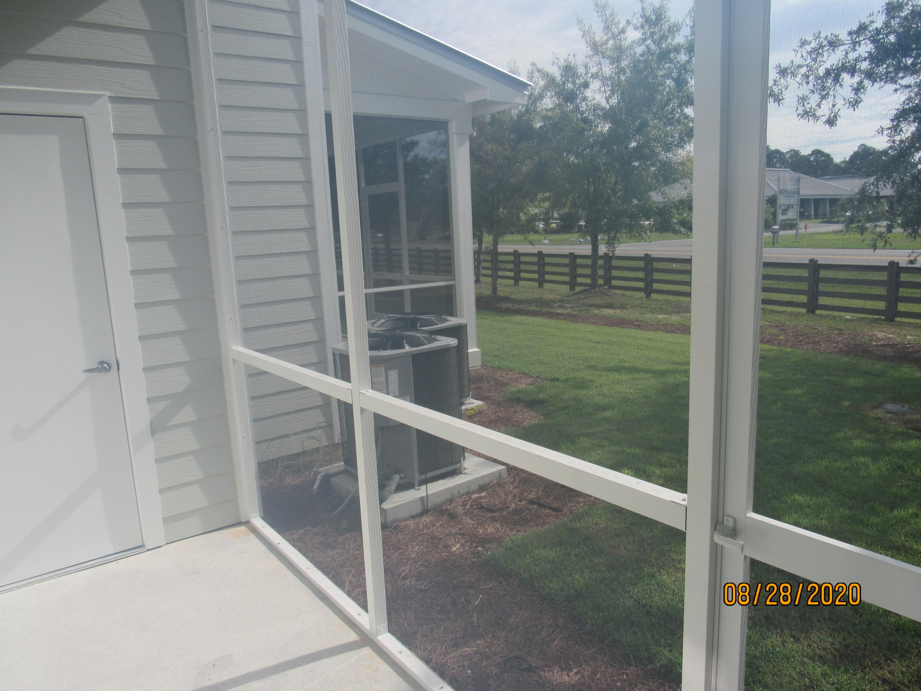 VERANDAS AT FREEPORT - Residential Lease