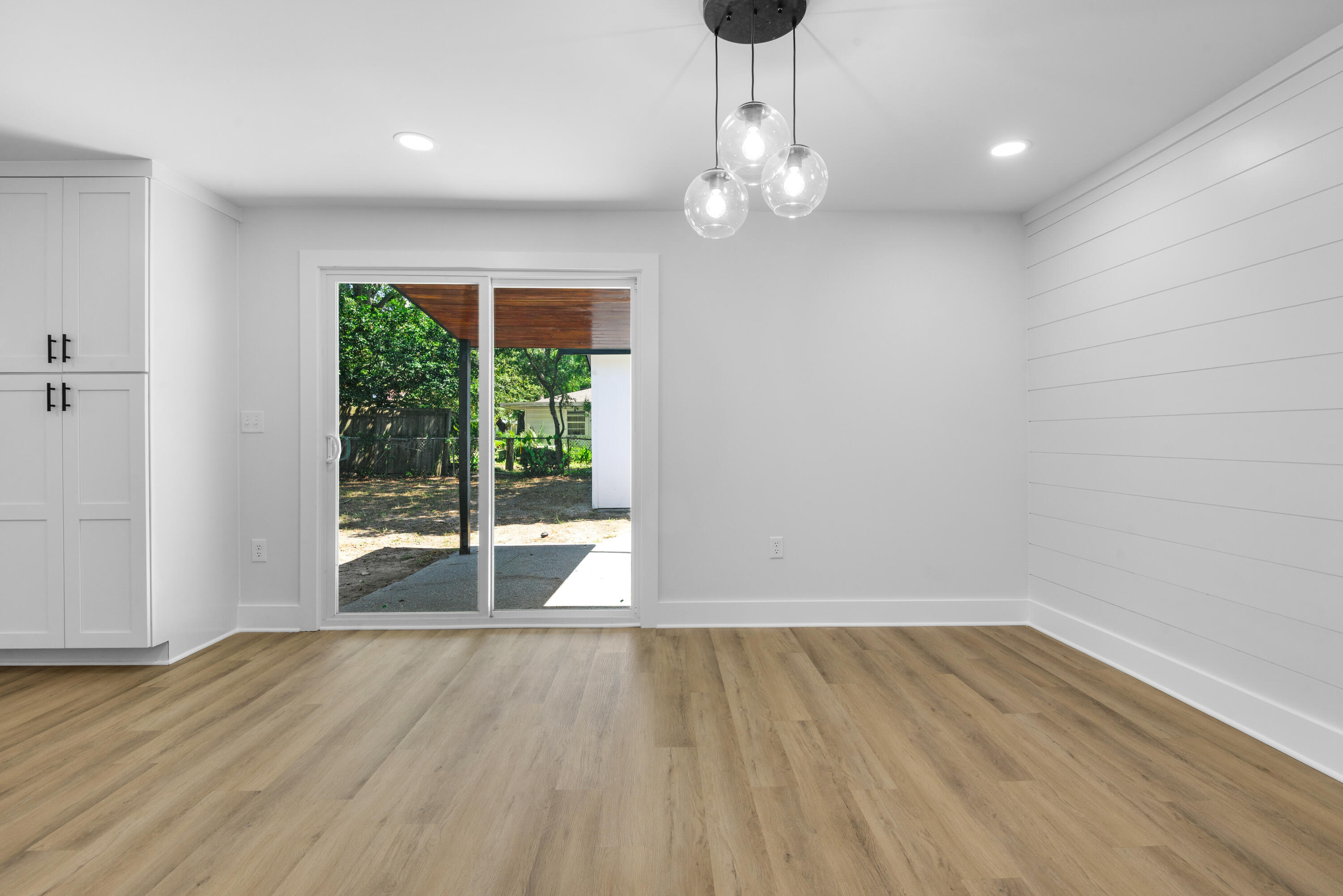 OAKLAND HEIGHTS - Residential