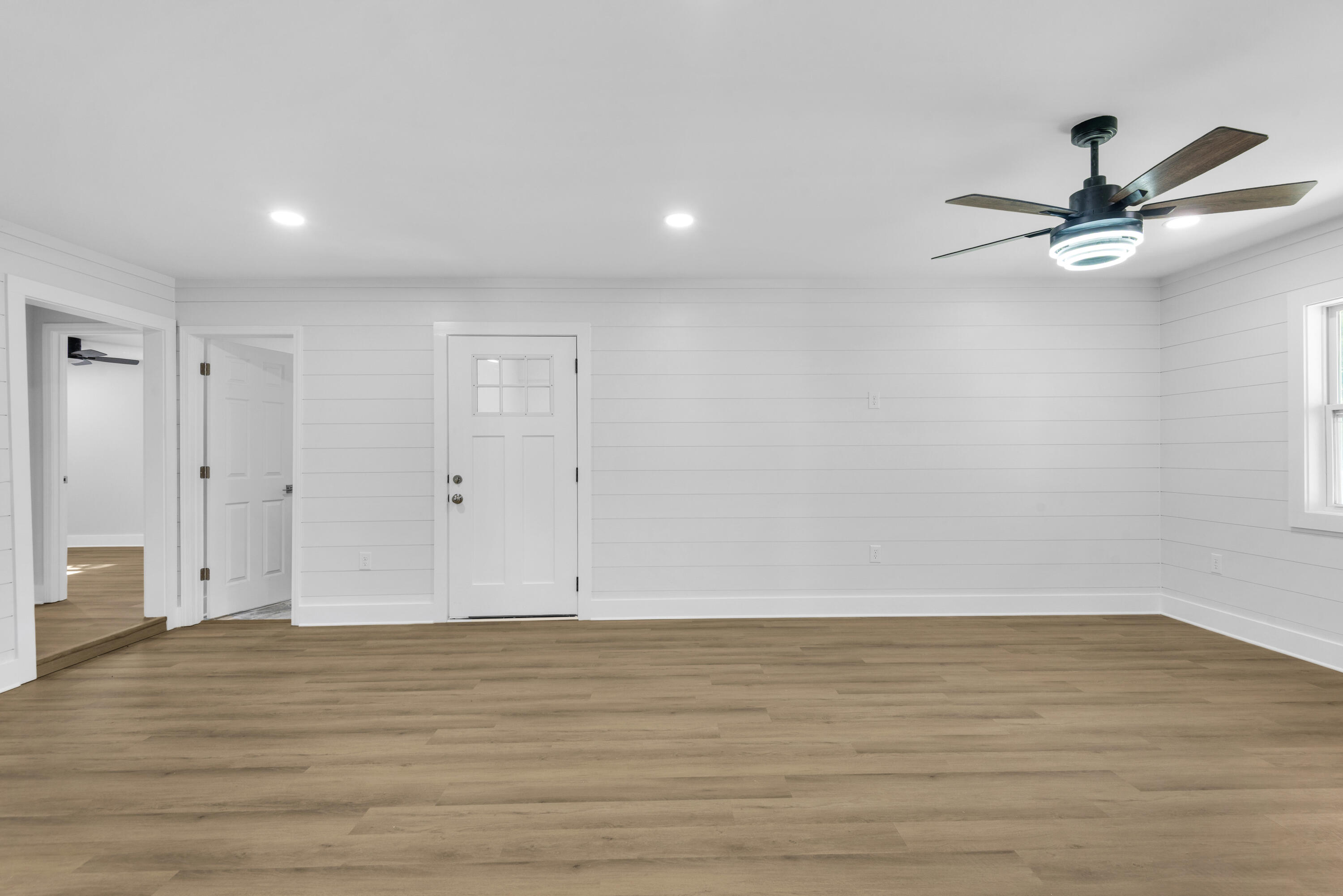 OAKLAND HEIGHTS - Residential