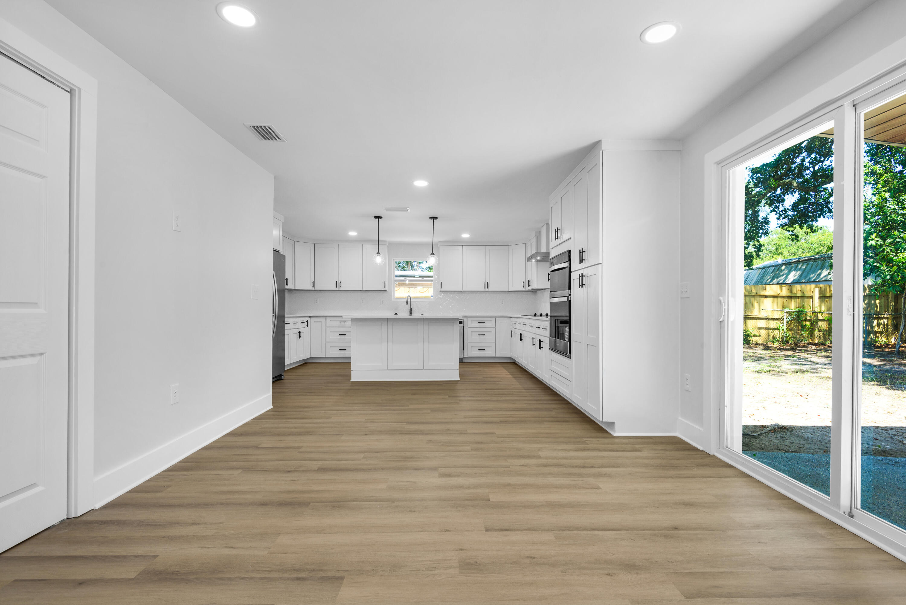 OAKLAND HEIGHTS - Residential