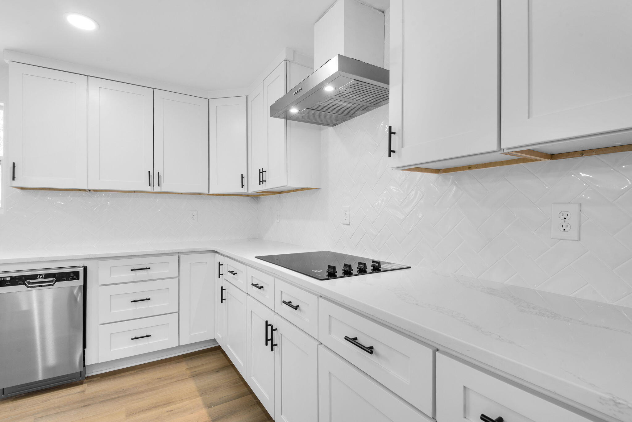 OAKLAND HEIGHTS - Residential
