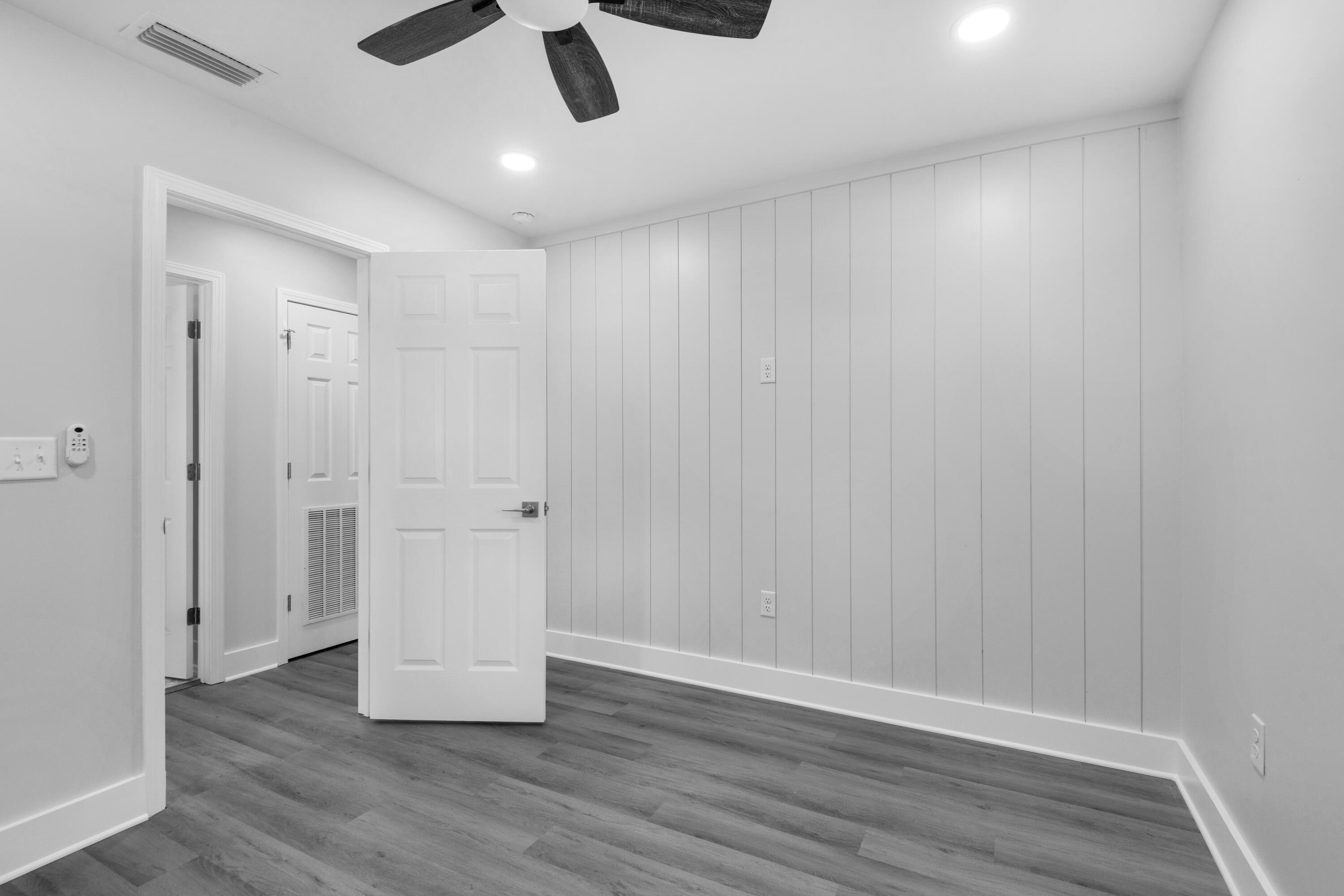 OAKLAND HEIGHTS - Residential