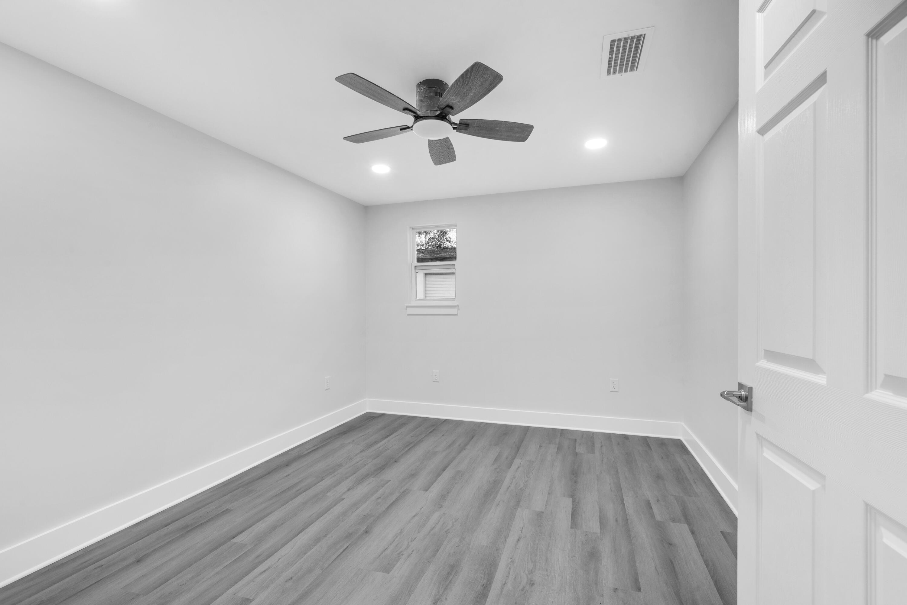 OAKLAND HEIGHTS - Residential