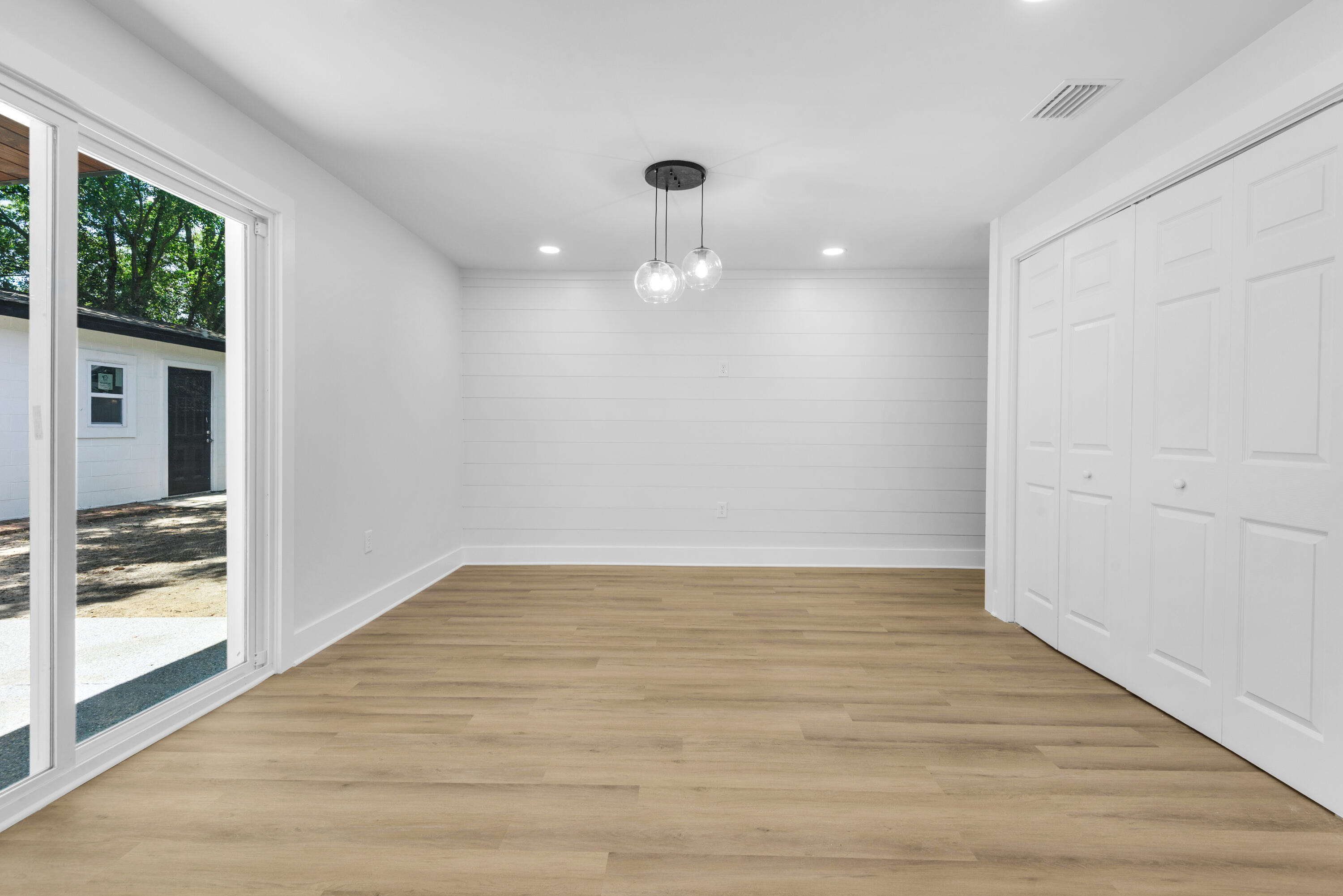 OAKLAND HEIGHTS - Residential