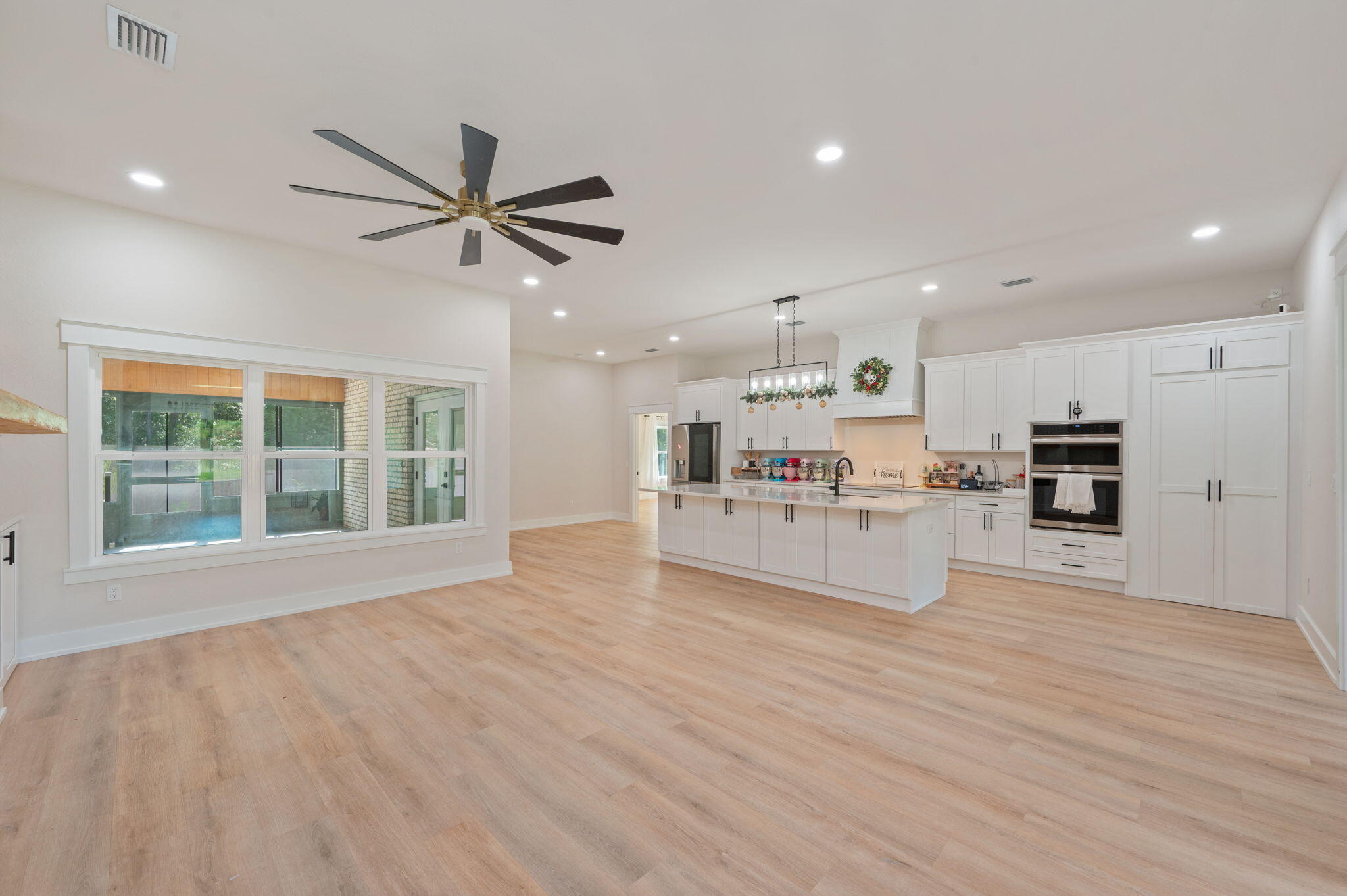 ASHTONS PRESERVE - Residential