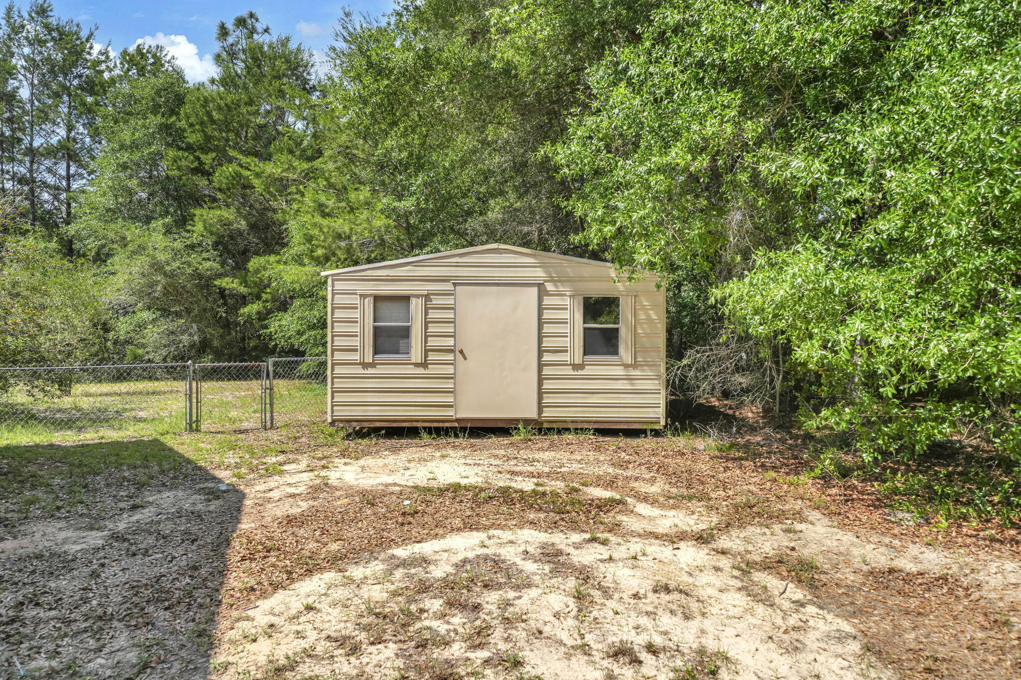 NO RECORDED SUBDIVISION - Residential