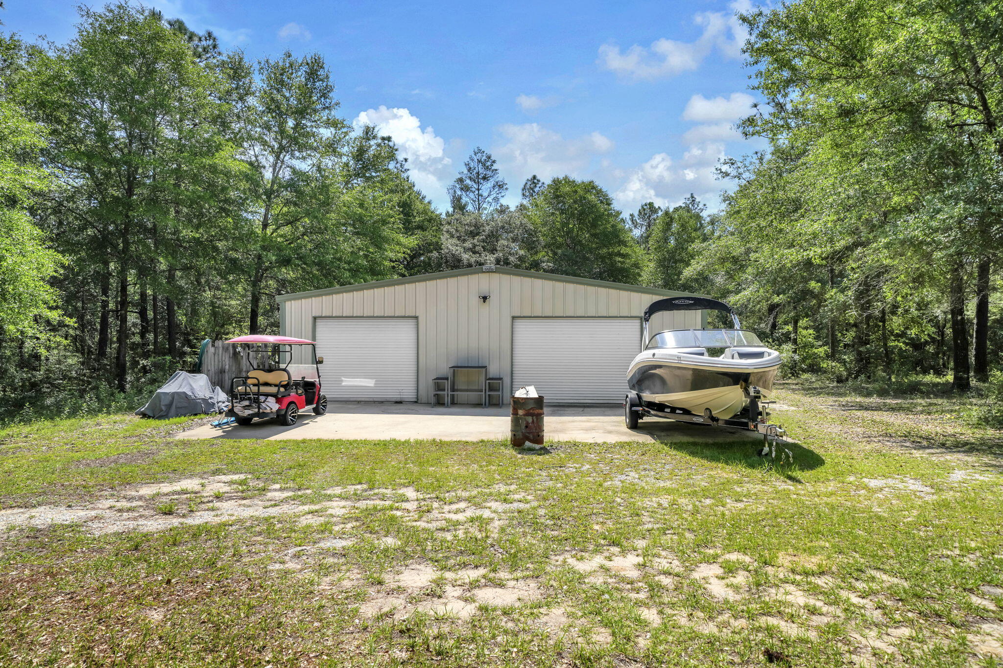 NO RECORDED SUBDIVISION - Residential
