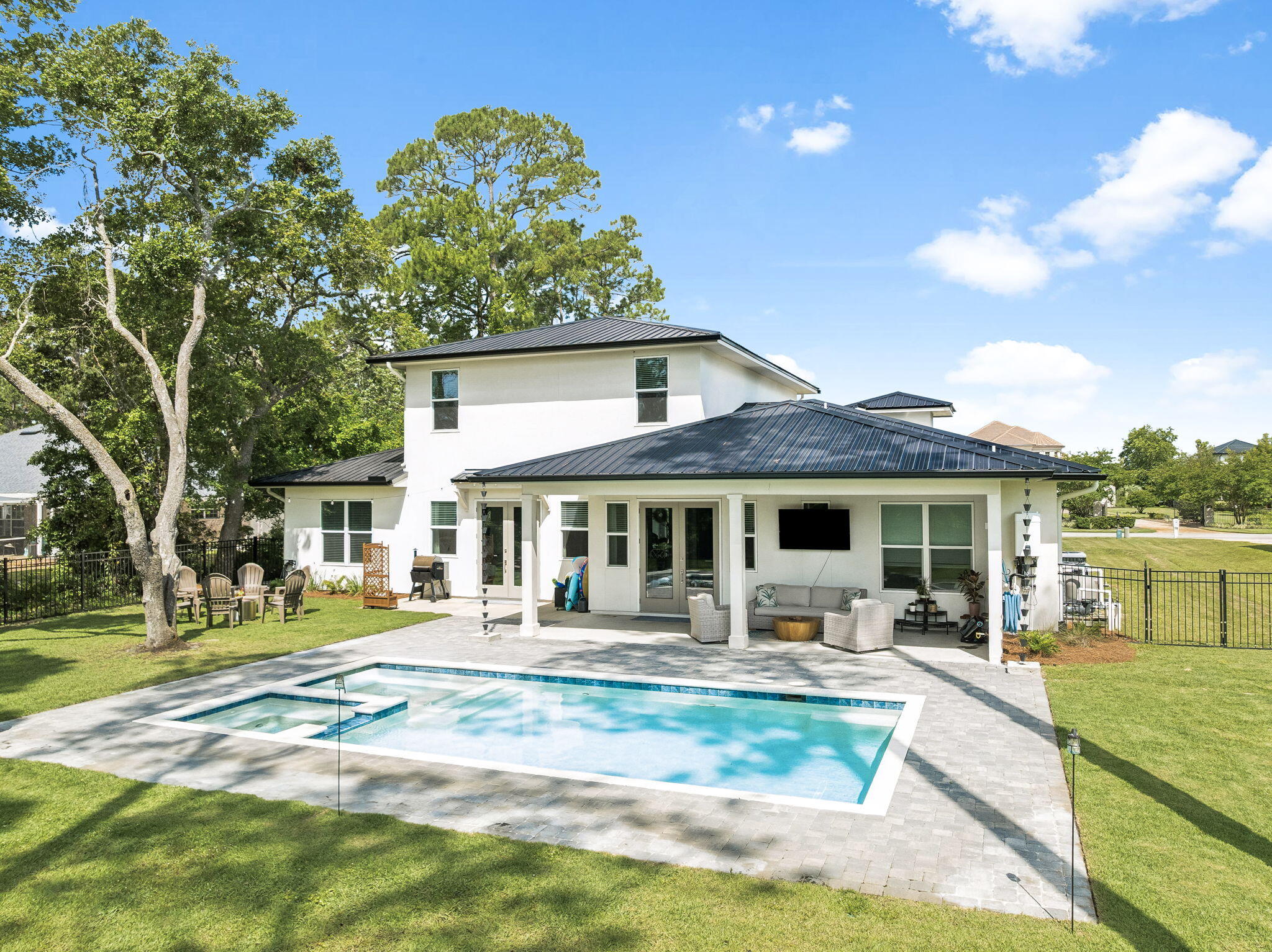 DRIFTWOOD ESTATES - Residential