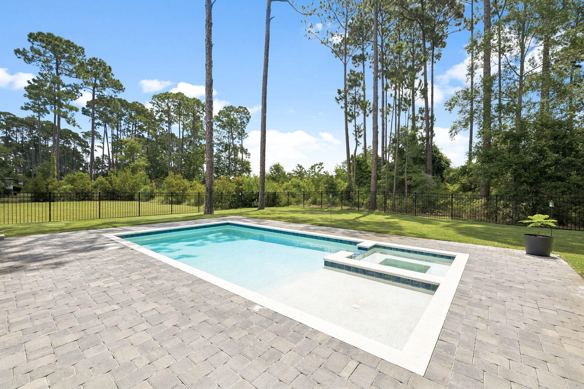 DRIFTWOOD ESTATES - Residential