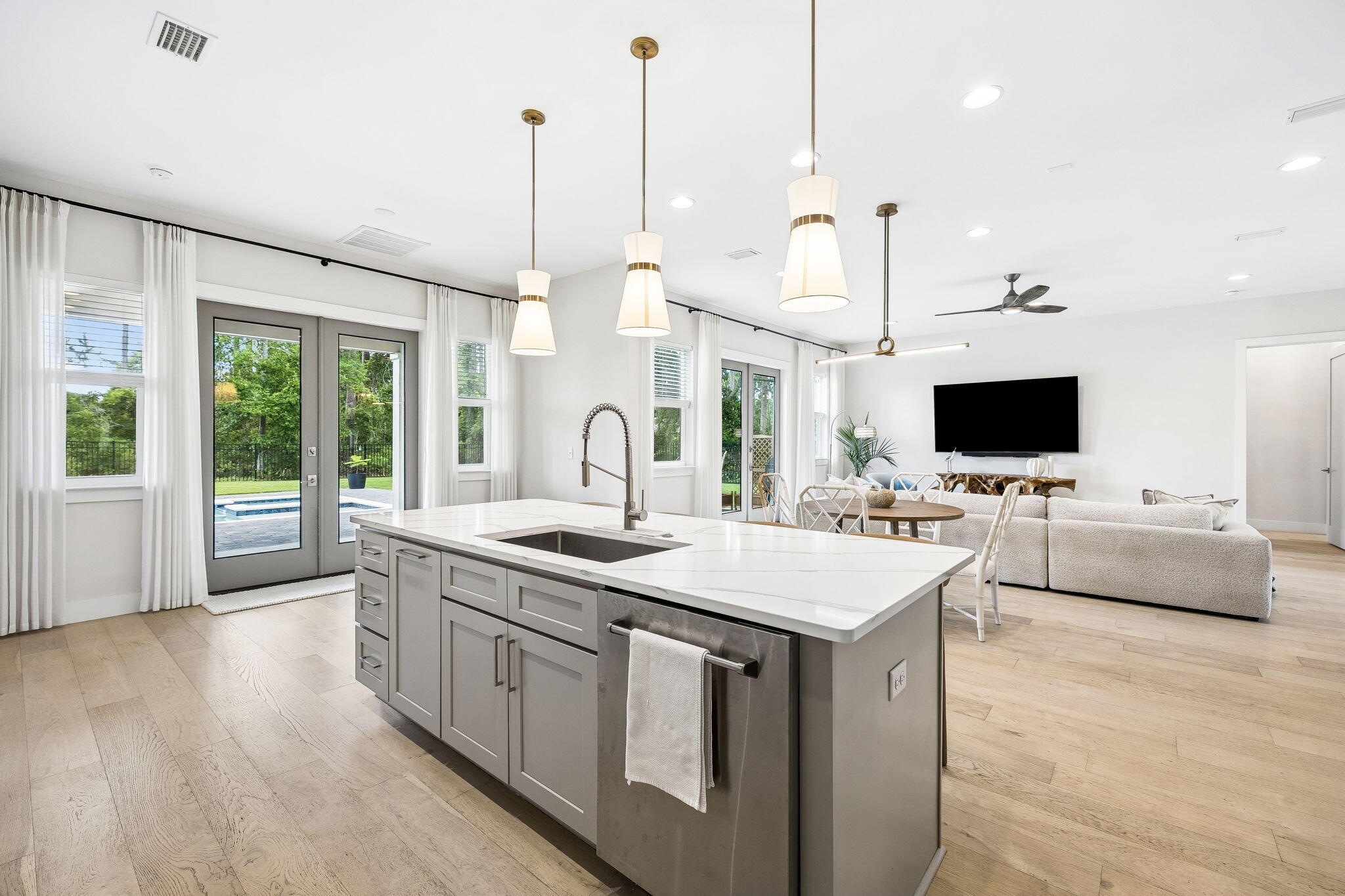 DRIFTWOOD ESTATES - Residential