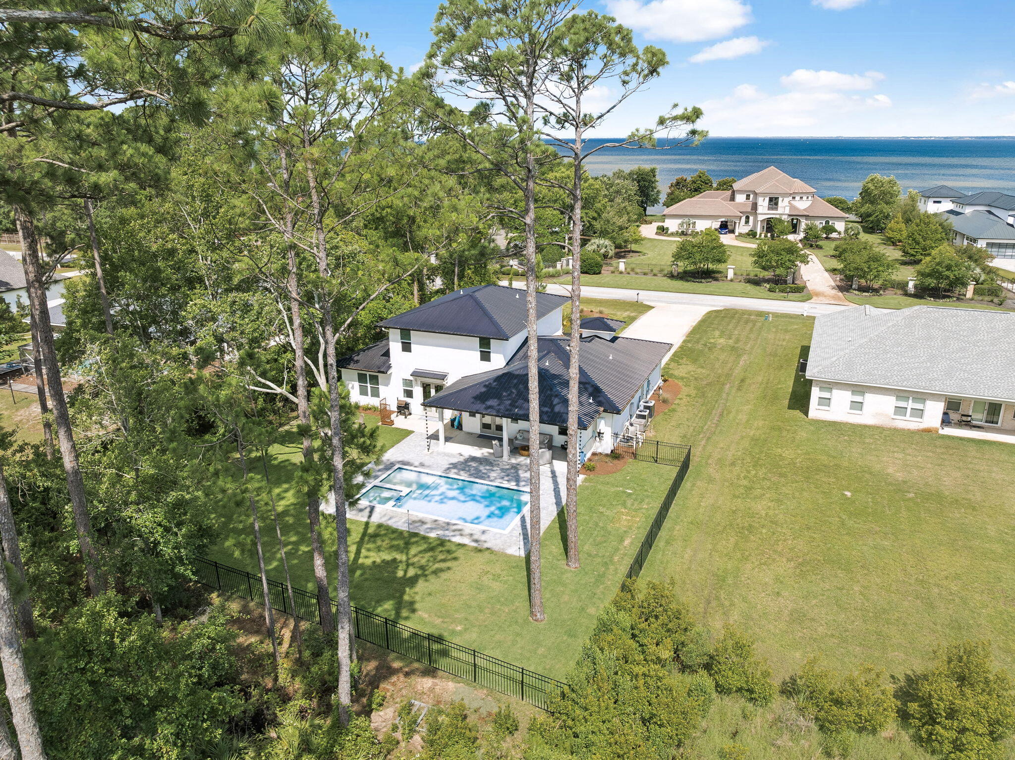 DRIFTWOOD ESTATES - Residential