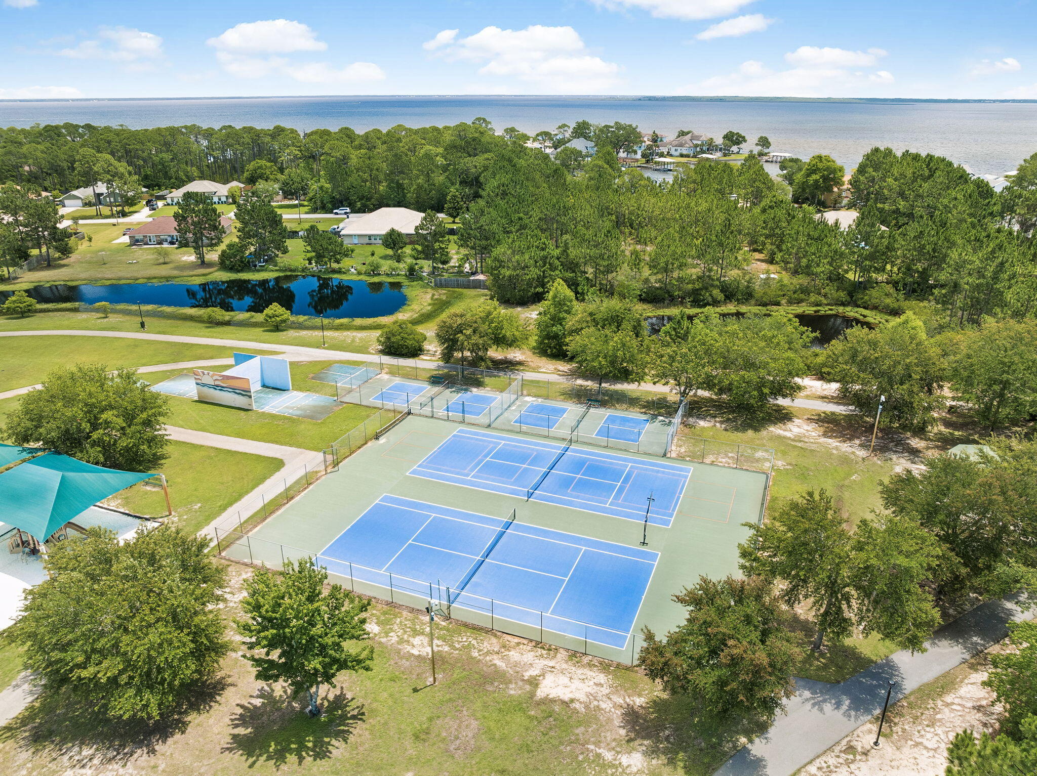 DRIFTWOOD ESTATES - Residential