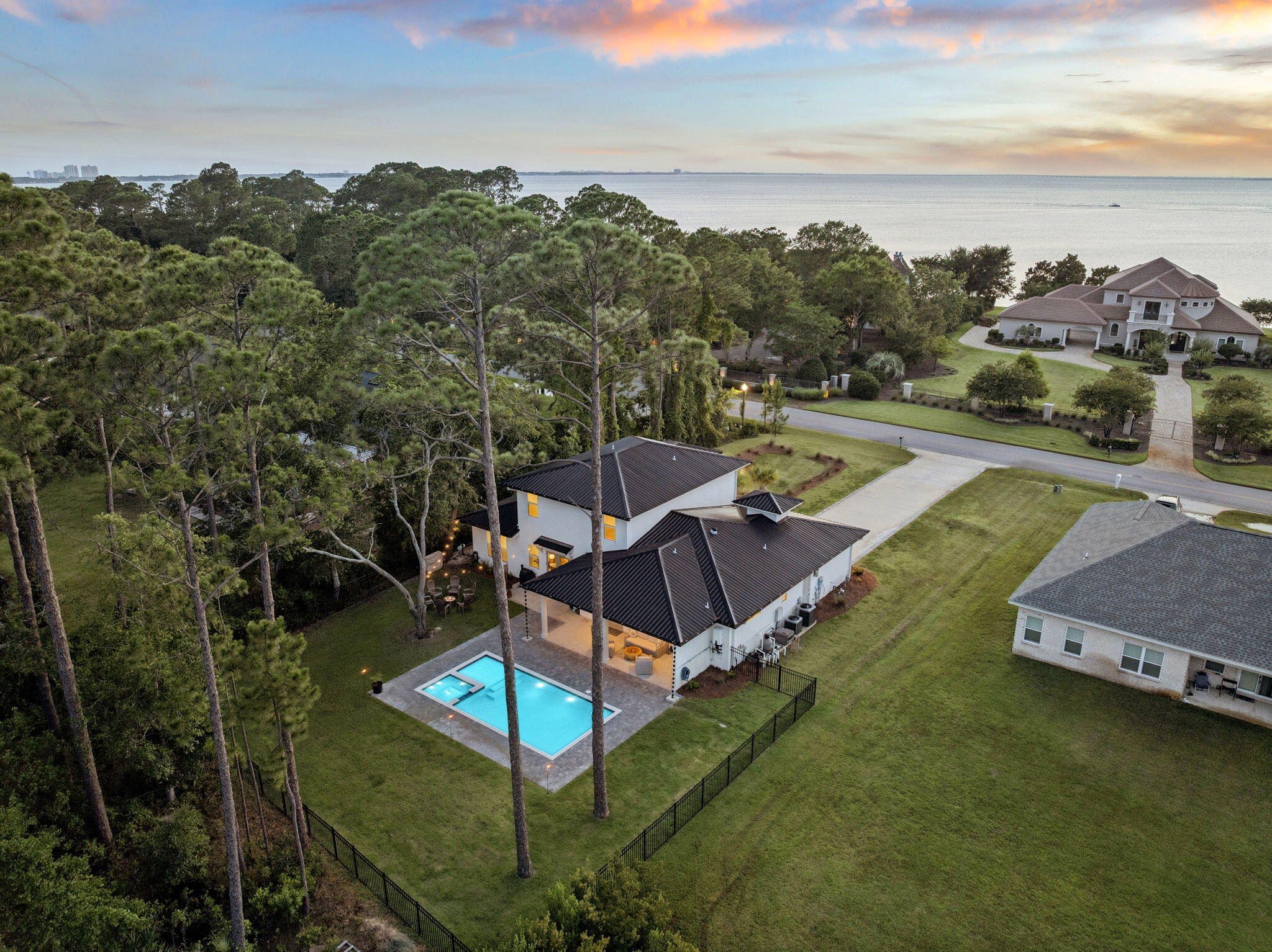 DRIFTWOOD ESTATES - Residential