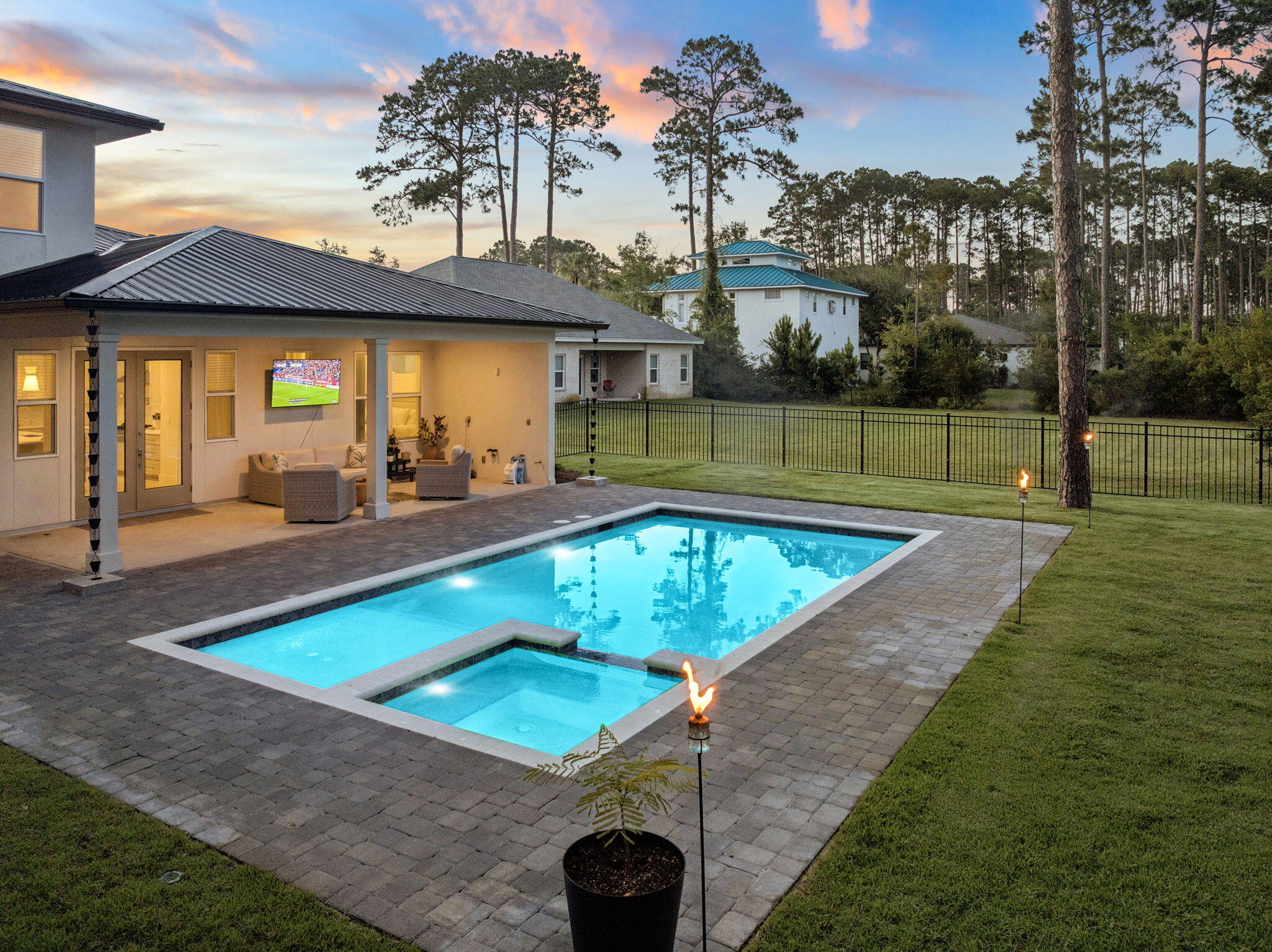 DRIFTWOOD ESTATES - Residential