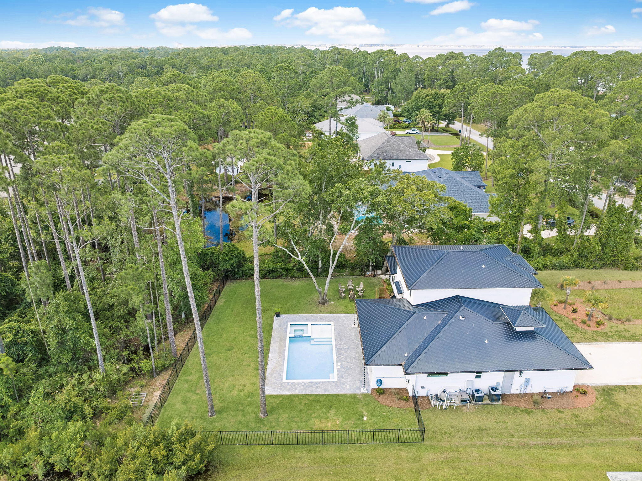 DRIFTWOOD ESTATES - Residential